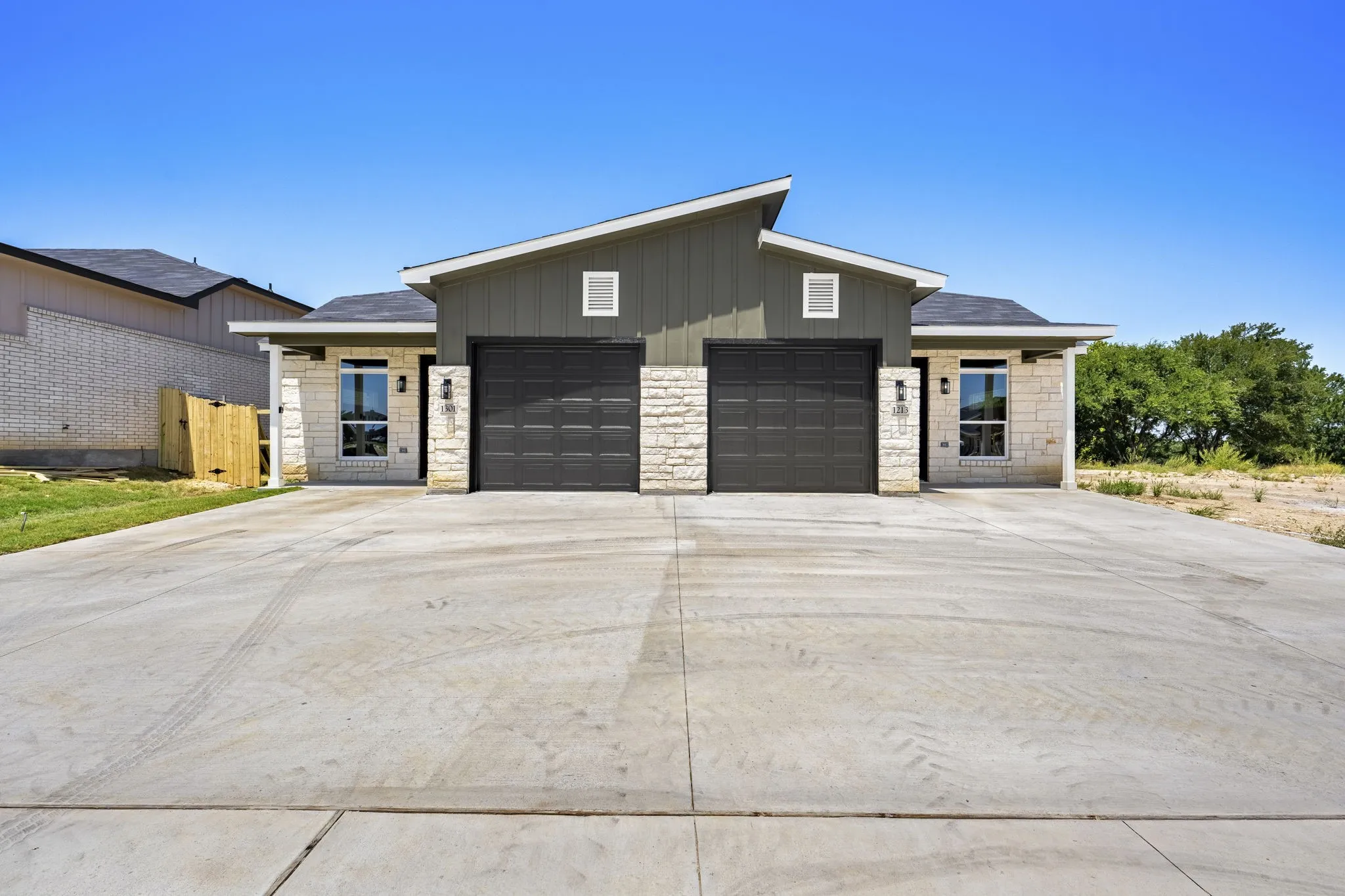 Townhouse For Sale in Bell County , 1301 Lone Pine Way, Killeen, Texas 76543, 3 Bedroom, 2 Bathroom, 1 Garage spaces, 1,325 Sqft, built in 2026, mls#21298902, Real Estate Agent in Killeen, Homes For Sale in Bell county, Homes For Sale in Killeen, Realtor in Killeen Texas, Real Estate Brokerage Independent Realty Texas, Luminita Cordes Realtor