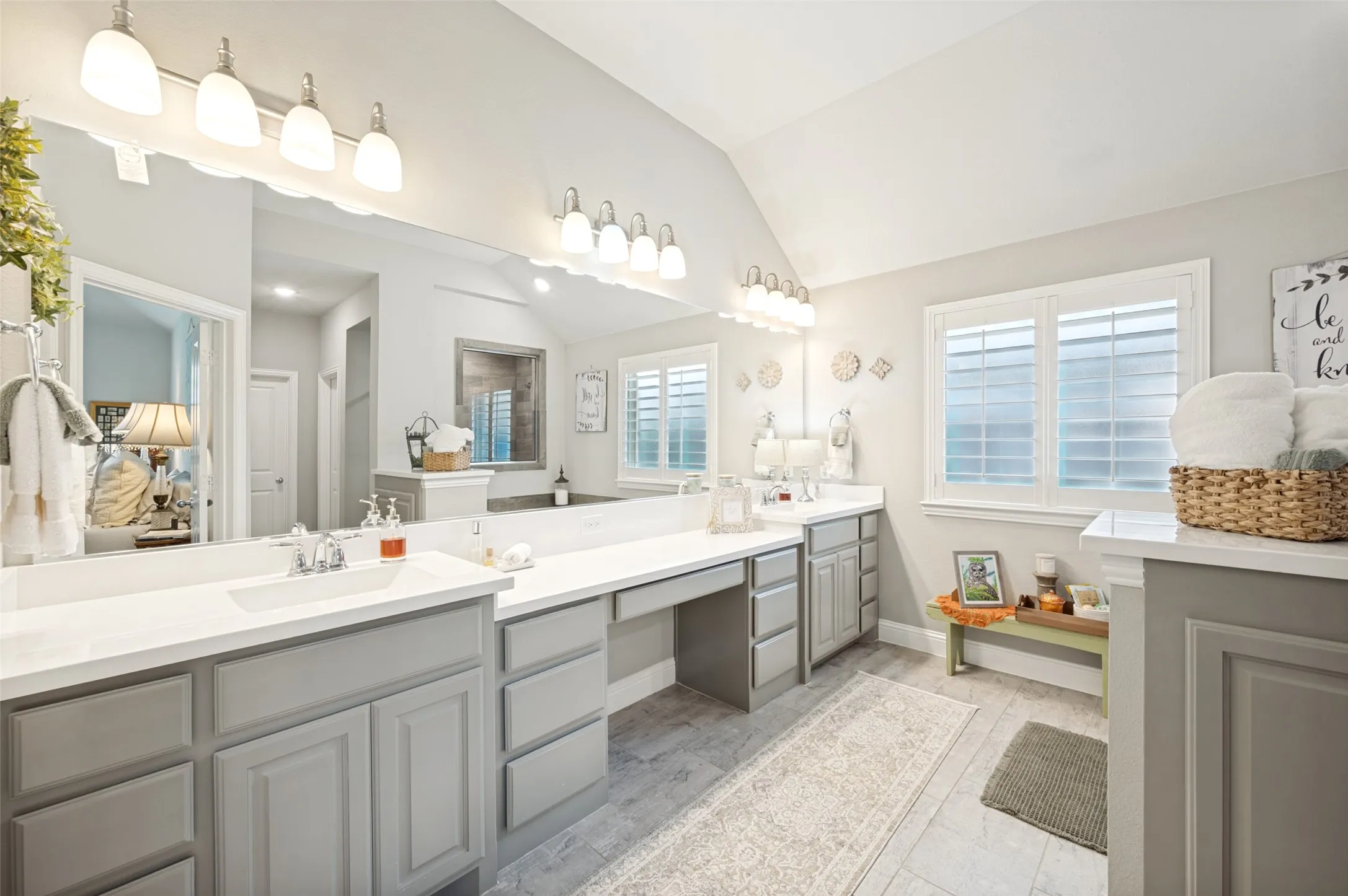 Single Family Residence For Sale in Denton County , 1020 Knoll Street, Little Elm, Texas 76227, 4 Bedrooms, 4 Bathrooms, 3 Garage spaces, 2,954 Sqft, built in 2018, Price $539,900, mls#21294635, Real Estate Agent in Little Elm, Homes For Sale in Denton county, Homes For Sale in Little Elm, Realtor in Little Elm Texas, Real Estate Brokerage Independent Realty Texas, Luminita Cordes Realtor
