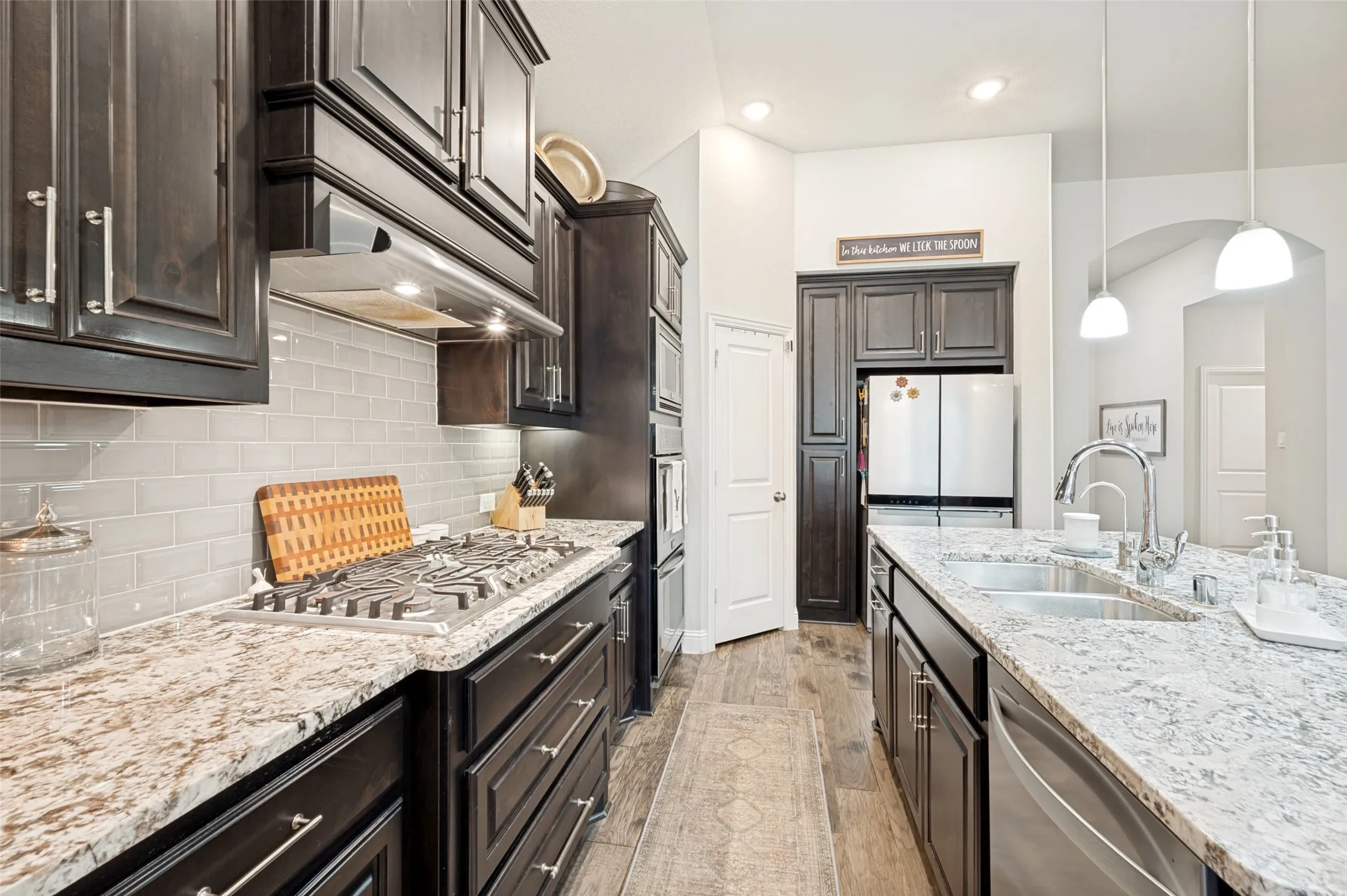 Single Family Residence For Sale in Denton County , 1020 Knoll Street, Little Elm, Texas 76227, 4 Bedrooms, 4 Bathrooms, 3 Garage spaces, 2,954 Sqft, built in 2018, Price $539,900, mls#21294635, Real Estate Agent in Little Elm, Homes For Sale in Denton county, Homes For Sale in Little Elm, Realtor in Little Elm Texas, Real Estate Brokerage Independent Realty Texas, Luminita Cordes Realtor