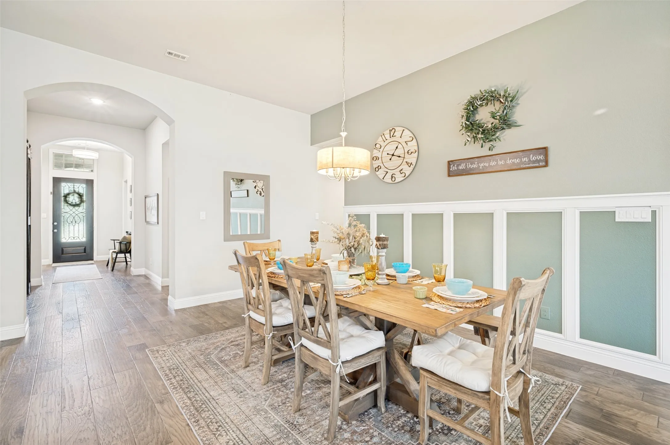 Single Family Residence For Sale in Denton County , 1020 Knoll Street, Little Elm, Texas 76227, 4 Bedrooms, 4 Bathrooms, 3 Garage spaces, 2,954 Sqft, built in 2018, Price $539,900, mls#21294635, Real Estate Agent in Little Elm, Homes For Sale in Denton county, Homes For Sale in Little Elm, Realtor in Little Elm Texas, Real Estate Brokerage Independent Realty Texas, Luminita Cordes Realtor
