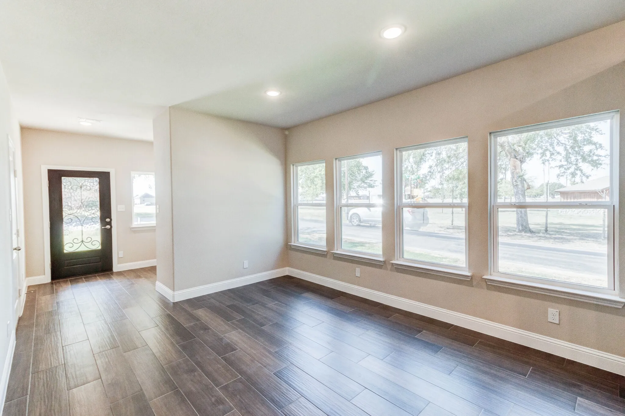 Single Family Residence For Sale in Grayson County , 789 WA Denton Drive, Van Alstyne, Texas 75495, 3 Bedroom, 3 Bathroom, 2 Garage spaces, 1,986 Sqft, built in 2023, mls#21298929, Real Estate Agent in Van Alstyne, Homes For Sale in Grayson county, Homes For Sale in Van Alstyne, Realtor in Van Alstyne Texas, Real Estate Brokerage Independent Realty Texas, Luminita Cordes Realtor
