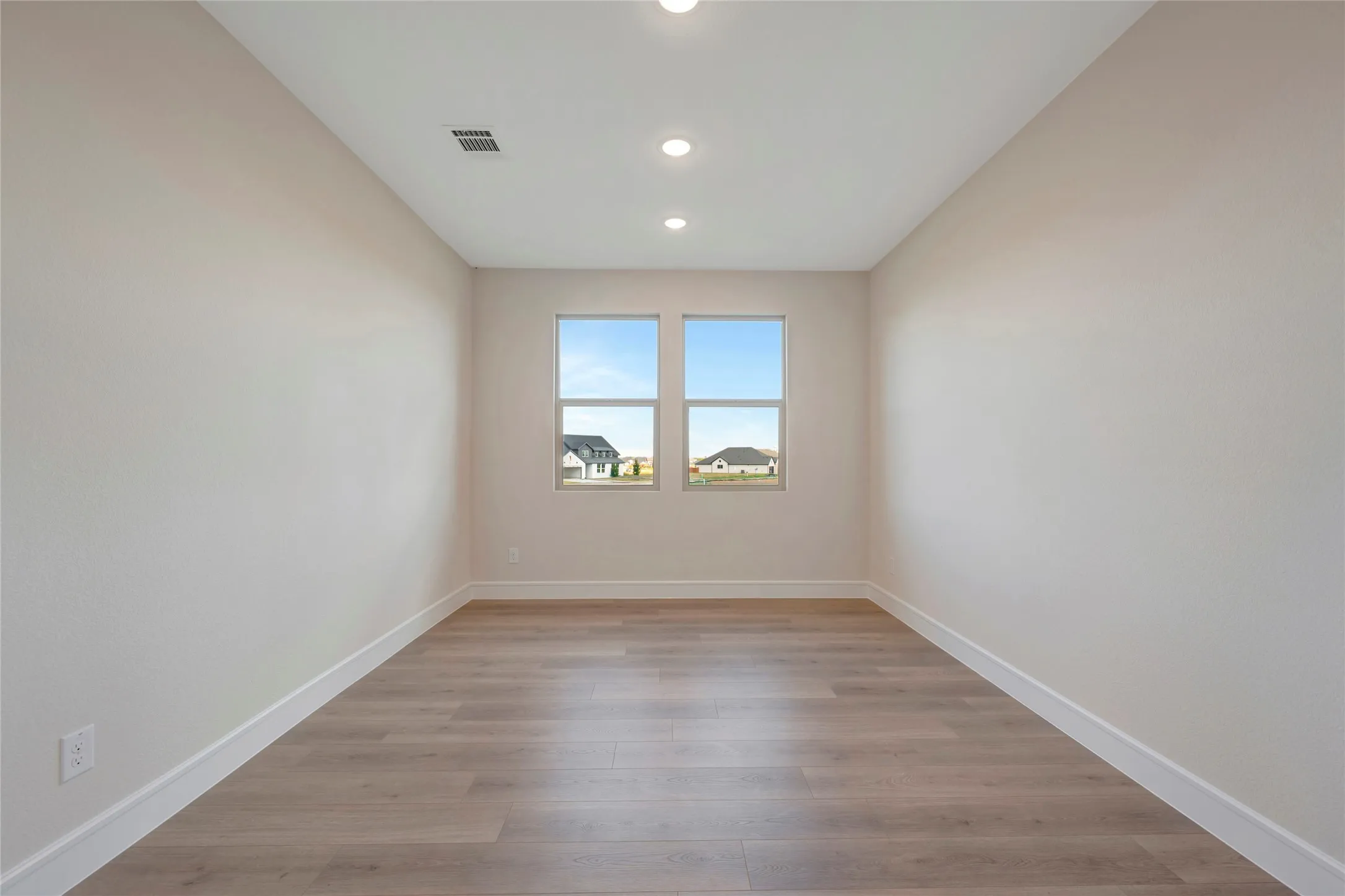 Single Family Residence For Sale in Collin County , 1258 Umber Willow Drive, Lavon, Texas 75166, 5 Bedroom, 5 Bathroom, 3 Garage spaces, 3,711 Sqft, built in 2026, mls#21298944, Real Estate Agent in Lavon, Homes For Sale in Collin county, Homes For Sale in Lavon, Realtor in Lavon Texas, Real Estate Brokerage Independent Realty Texas, Luminita Cordes Realtor