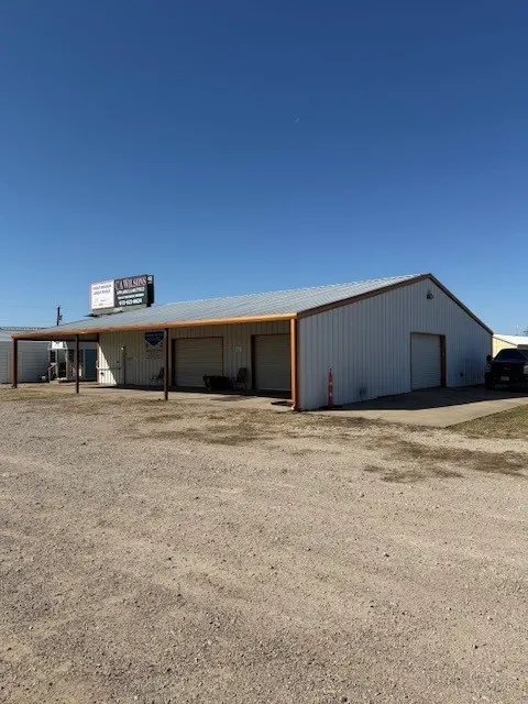 Industrial For Sale in Ellis County , 3901 S Highway 287, Waxahachie, Texas 75165, 0, 0, Garage spaces, 0 Sqft, built in 2004, Price $900,000, mls#21298967, Real Estate Agent in Waxahachie, Homes For Sale in Ellis county, Homes For Sale in Waxahachie, Realtor in Waxahachie Texas, Real Estate Brokerage Independent Realty Texas, Luminita Cordes Realtor