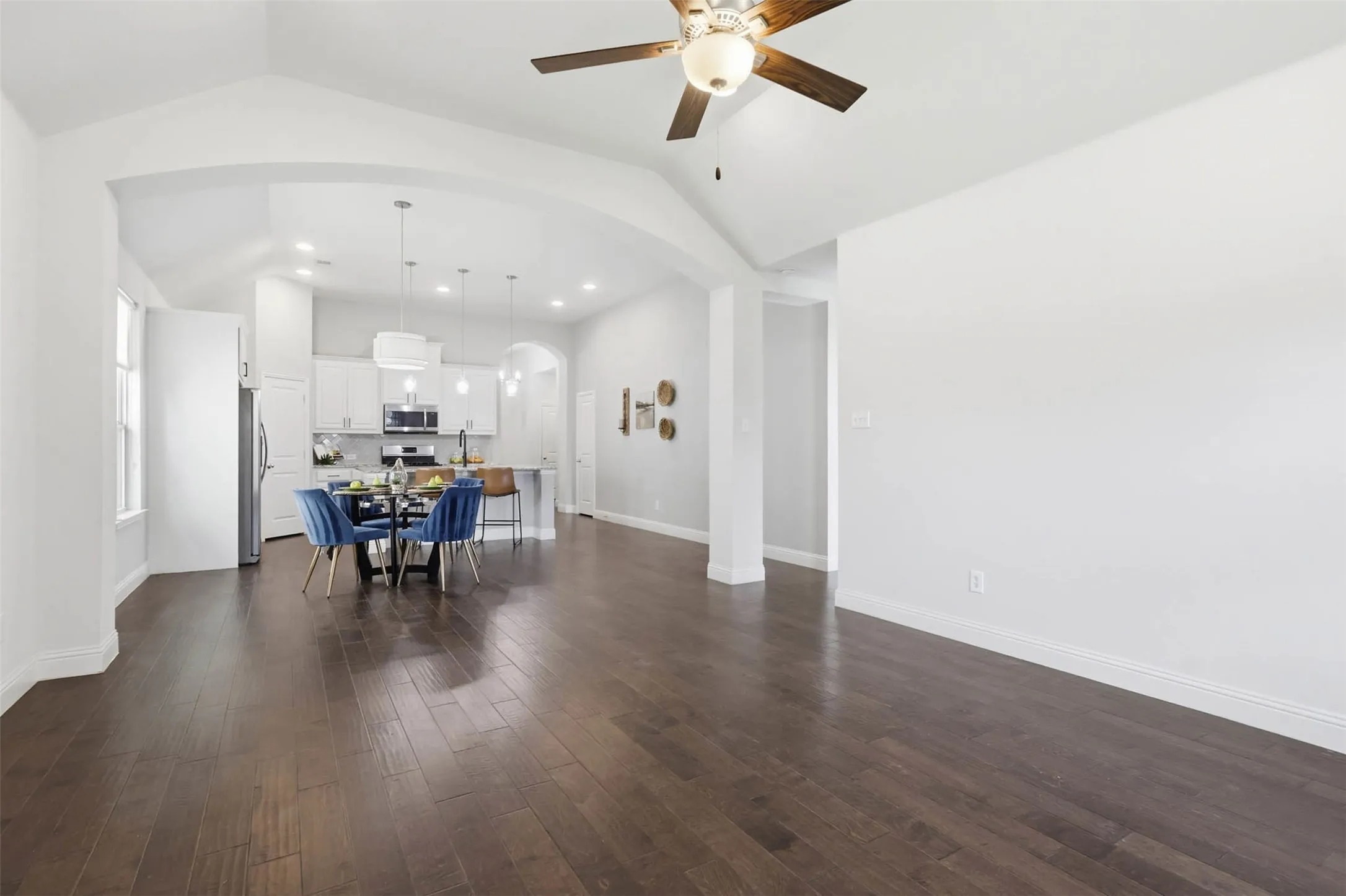 Single Family Residence For Sale in Denton County , 16117 Plum Court, Prosper, Texas 75078, 4 Bedrooms, 3 Bathrooms, 2 Garage spaces, 2,052 Sqft, built in 2017, Price $465,000, mls#21297634, Real Estate Agent in Prosper, Homes For Sale in Denton county, Homes For Sale in Prosper, Realtor in Prosper Texas, Real Estate Brokerage Independent Realty Texas, Luminita Cordes Realtor