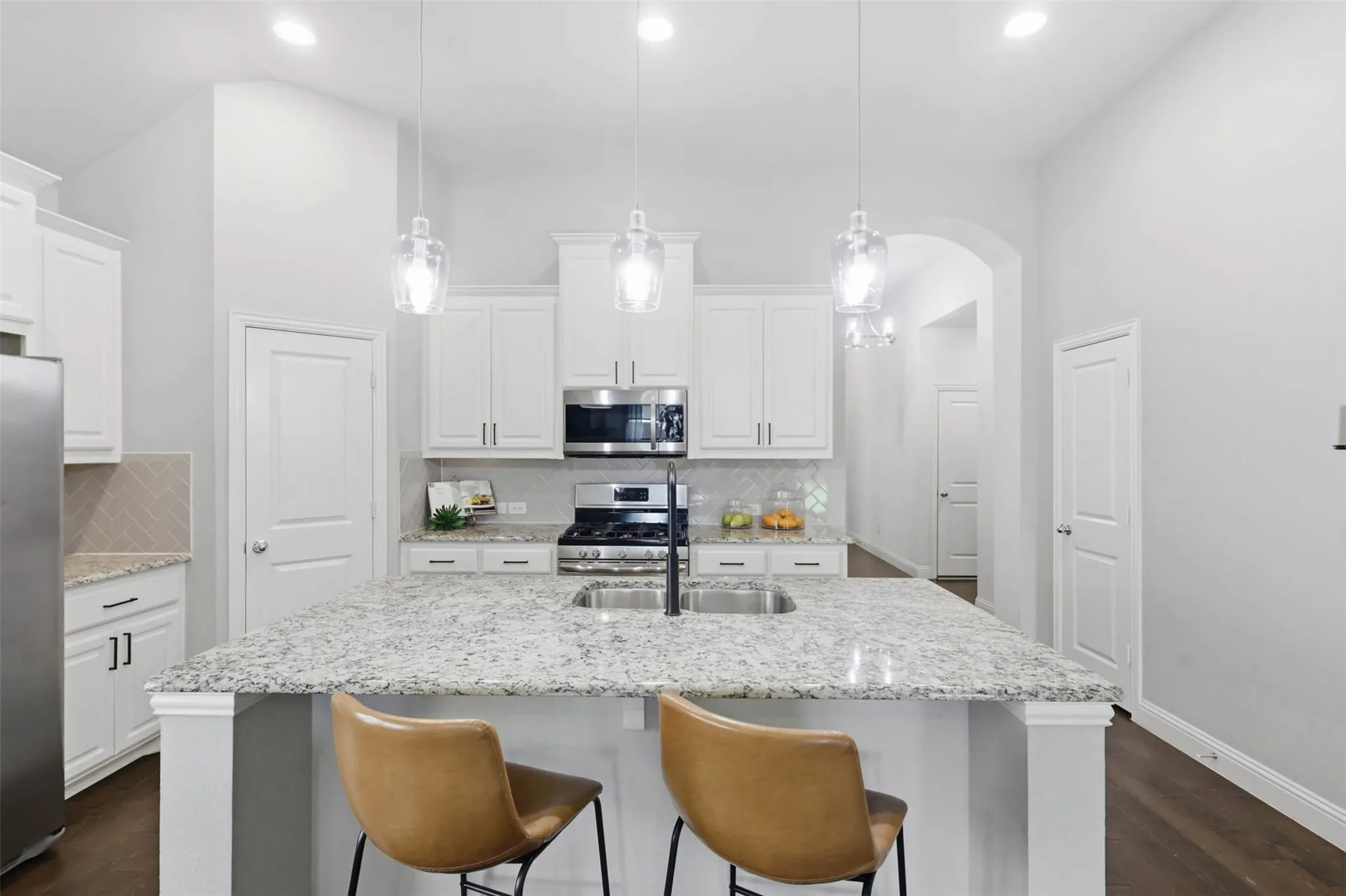 Single Family Residence For Sale in Denton County , 16117 Plum Court, Prosper, Texas 75078, 4 Bedrooms, 3 Bathrooms, 2 Garage spaces, 2,052 Sqft, built in 2017, Price $465,000, mls#21297634, Real Estate Agent in Prosper, Homes For Sale in Denton county, Homes For Sale in Prosper, Realtor in Prosper Texas, Real Estate Brokerage Independent Realty Texas, Luminita Cordes Realtor