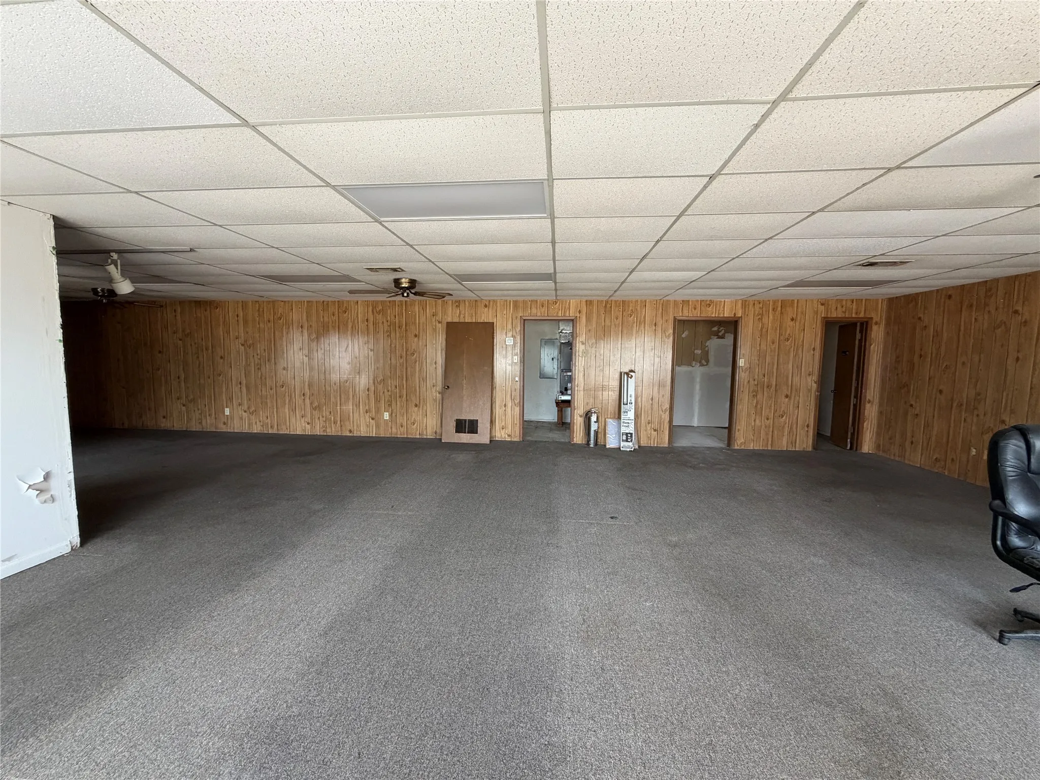 Retail For Rent in Henderson County , 430 S Seven Points Drive B, Seven Points, Texas 75143, 0, 0, Garage spaces, 0 Sqft, built in 1987, mls#21298993, Real Estate Agent in Seven Points, Homes For Rent in Henderson county, Homes For Rent in Seven Points, Realtor in Seven Points Texas, Real Estate Brokerage Independent Realty Texas, Luminita Cordes Realtor