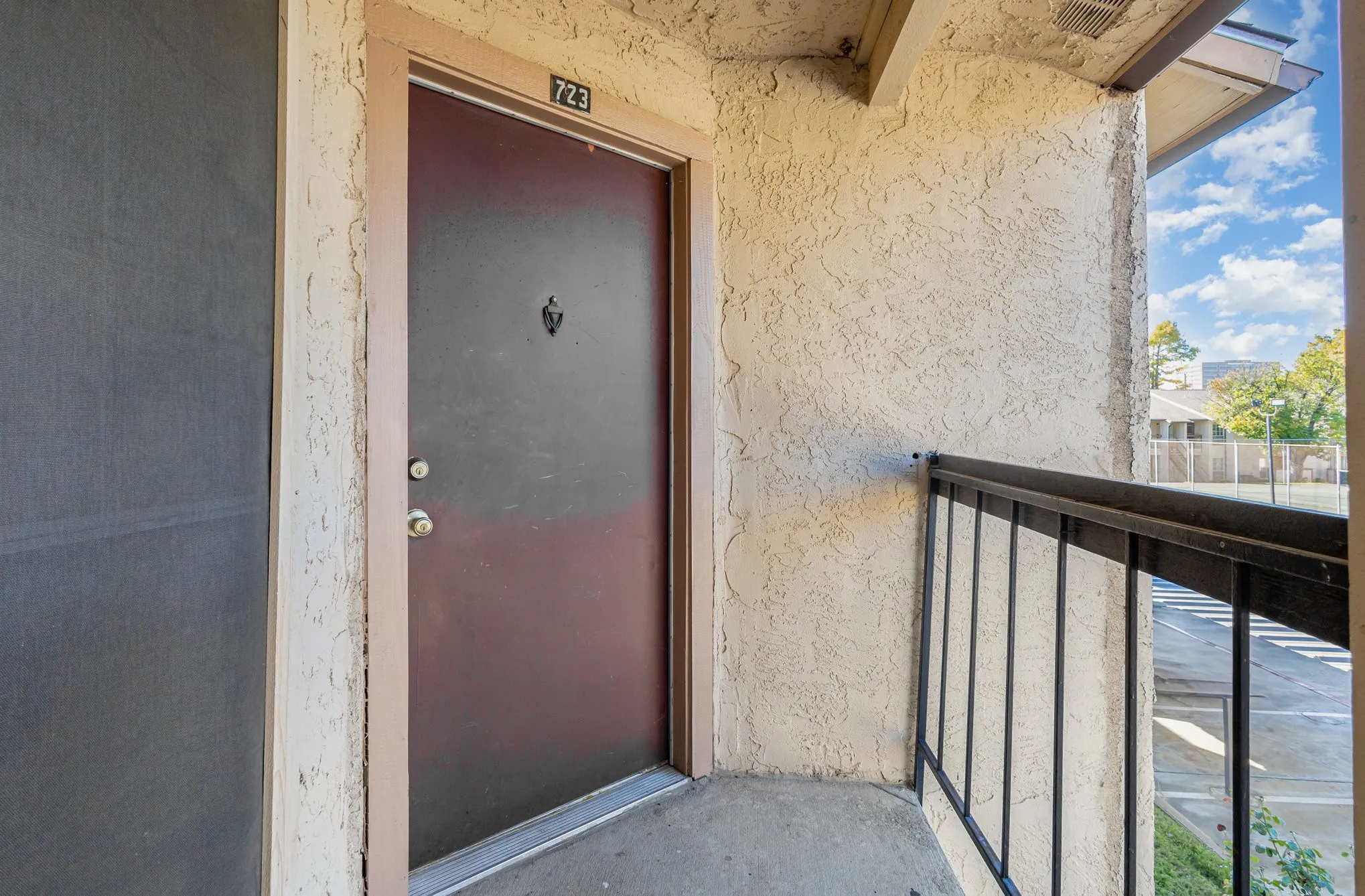 Condominium For Sale in Dallas County , 12480 Abrams Road 723, Dallas, Texas 75243, 1 Bedroom, 1 Bathroom, Garage spaces, 729 Sqft, built in 1982, mls#21298436, Real Estate Agent in Dallas, Homes For Sale in Dallas county, Homes For Sale in Dallas, Realtor in Dallas Texas, Real Estate Brokerage Independent Realty Texas, Luminita Cordes Realtor