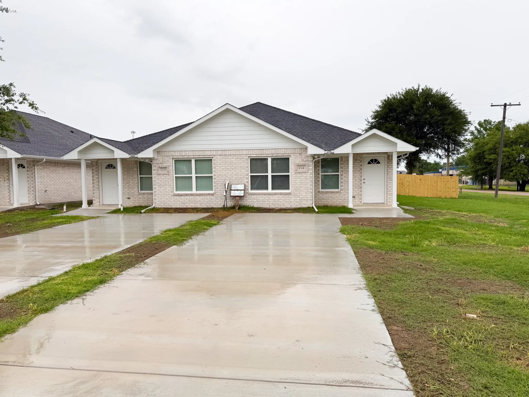 Duplex For Rent in Navarro County , 200 N Dallas Street 112, Rice, Texas 75155, 2 Bedroom, 2 Bathroom, Garage spaces, 1,311 Sqft, built in 2026, mls#21298994, Real Estate Agent in Rice, Homes For Rent in Navarro county, Homes For Rent in Rice, Realtor in Rice Texas, Real Estate Brokerage Independent Realty Texas, Luminita Cordes Realtor
