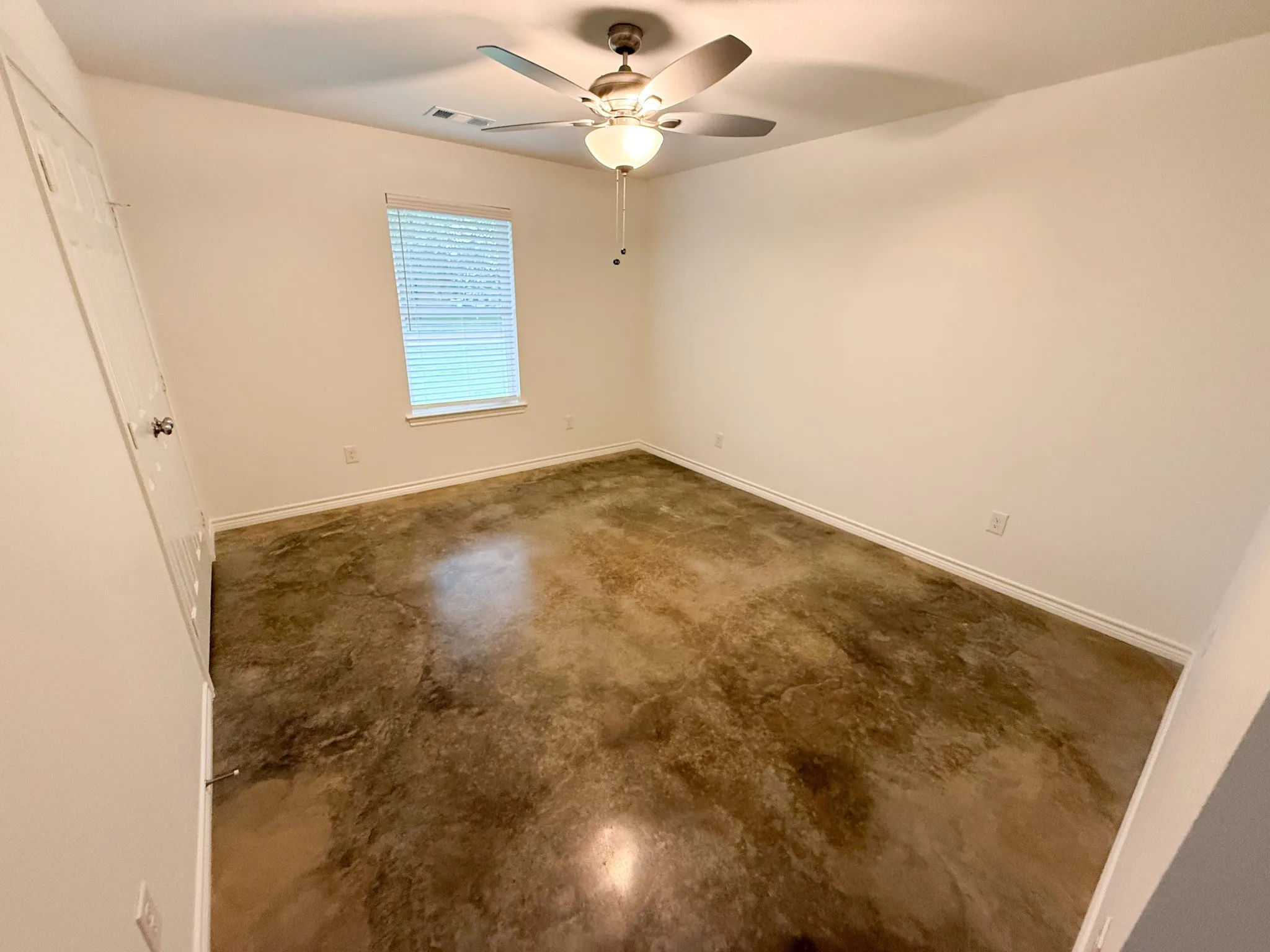 Duplex For Rent in Navarro County , 200 N Dallas Street 112, Rice, Texas 75155, 2 Bedroom, 2 Bathroom, Garage spaces, 1,311 Sqft, built in 2026, mls#21298994, Real Estate Agent in Rice, Homes For Rent in Navarro county, Homes For Rent in Rice, Realtor in Rice Texas, Real Estate Brokerage Independent Realty Texas, Luminita Cordes Realtor