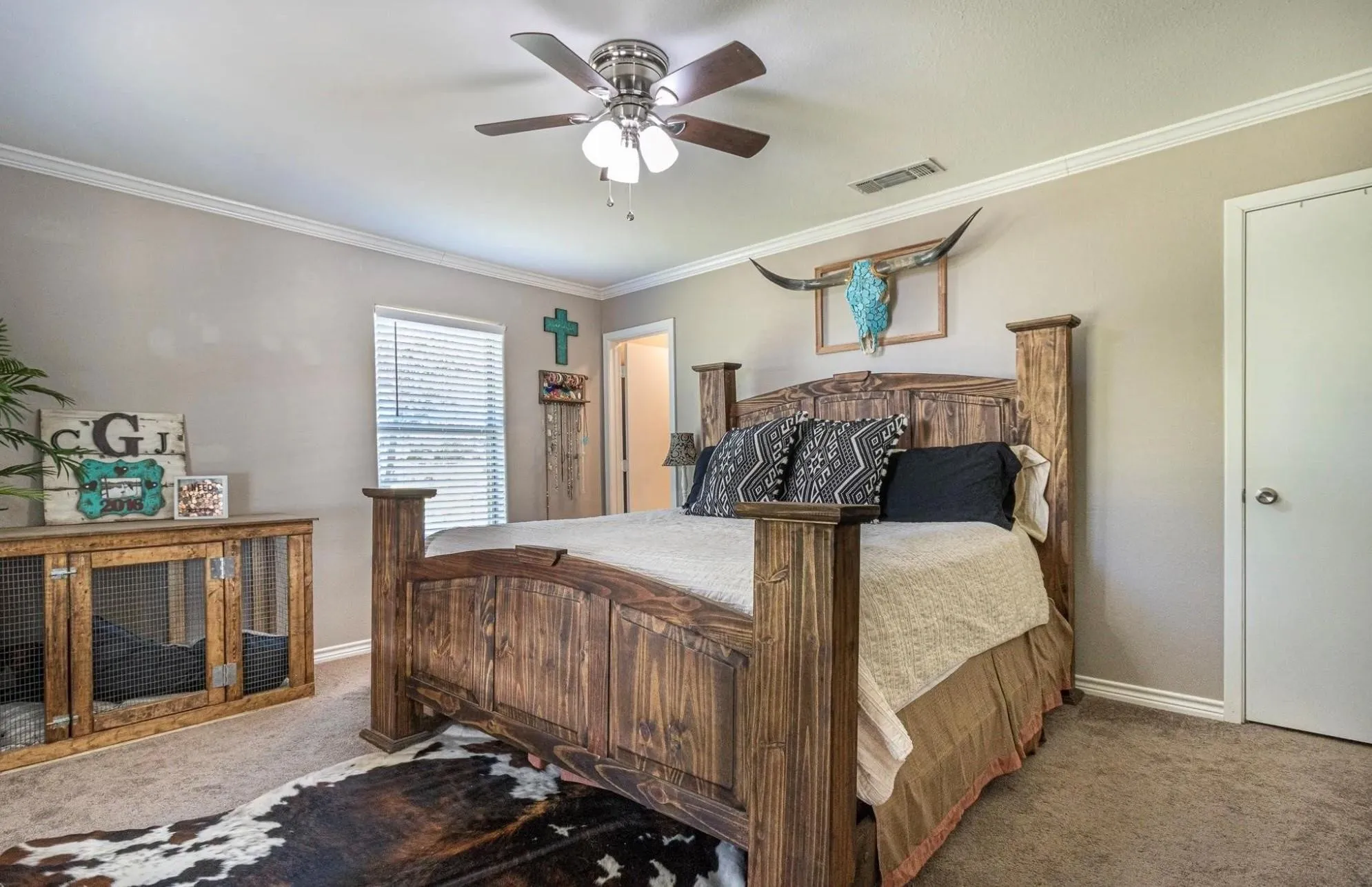 Single Family Residence For Rent in Henderson County , 12817 US Highway 175 E, Larue, Texas 75770, 4 Bedroom, 2 Bathroom, Garage spaces, 2,044 Sqft, built in 1981, mls#21299002, Real Estate Agent in Larue, Homes For Rent in Henderson county, Homes For Rent in Larue, Realtor in Larue Texas, Real Estate Brokerage Independent Realty Texas, Luminita Cordes Realtor
