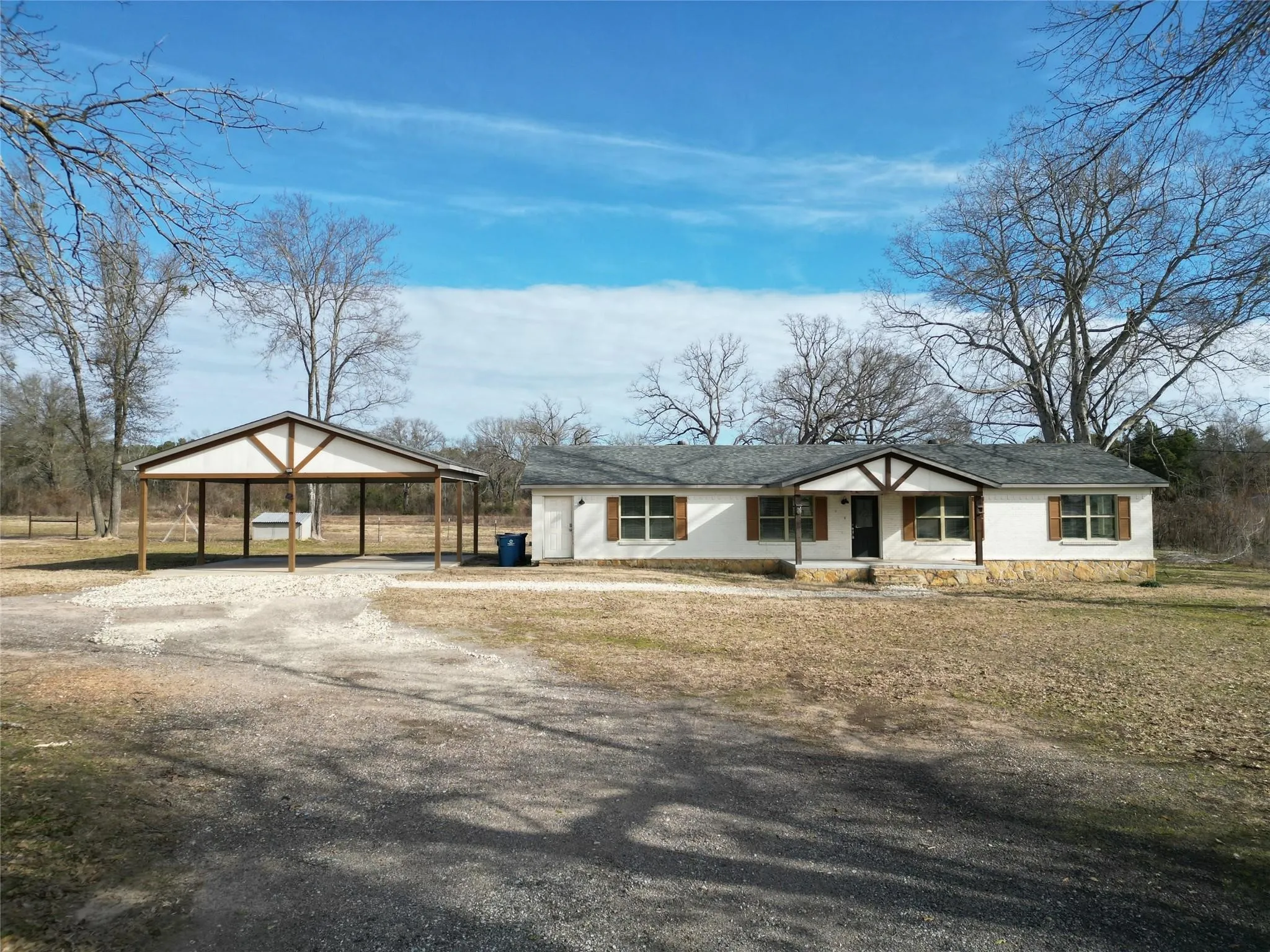 Single Family Residence For Rent in Henderson County , 12817 US Highway 175 E, Larue, Texas 75770, 4 Bedroom, 2 Bathroom, Garage spaces, 2,044 Sqft, built in 1981, mls#21299002, Real Estate Agent in Larue, Homes For Rent in Henderson county, Homes For Rent in Larue, Realtor in Larue Texas, Real Estate Brokerage Independent Realty Texas, Luminita Cordes Realtor