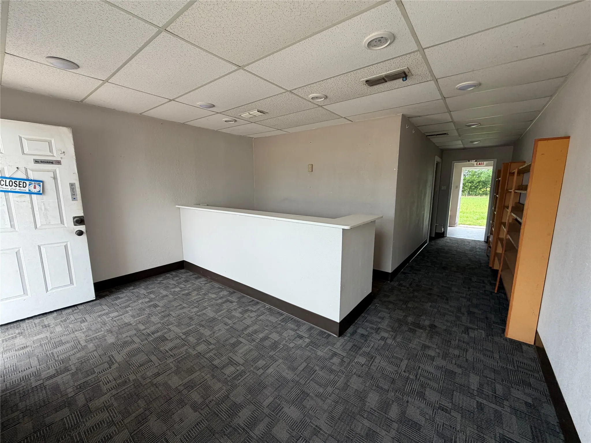 Retail For Rent in Henderson County , 430 S Seven Points Drive C, Seven Points, Texas 75143, 0, 0, Garage spaces, 0 Sqft, built in 1987, Price $525, mls#21299000, Real Estate Agent in Seven Points, Homes For Rent in Henderson county, Homes For Rent in Seven Points, Realtor in Seven Points Texas, Real Estate Brokerage Independent Realty Texas, Luminita Cordes Realtor