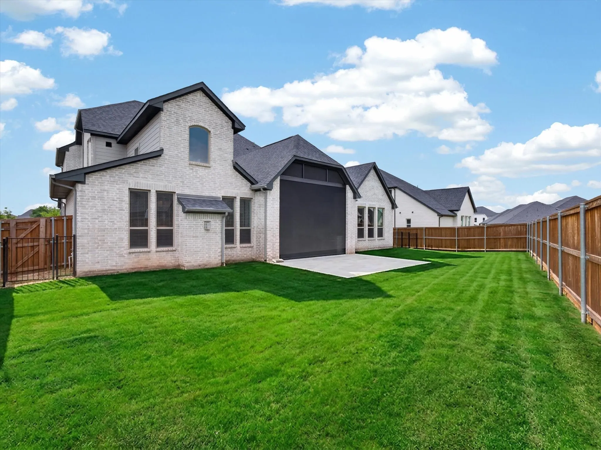Single Family Residence For Sale in Collin County , 1005 Kelley Lane, Celina, Texas 75009, 5 Bedroom, 6 Bathroom, 3 Garage spaces, 4,858 Sqft, built in 2024, mls#21232793, Real Estate Agent in Celina, Homes For Sale in Collin county, Homes For Sale in Celina, Realtor in Celina Texas, Real Estate Brokerage Independent Realty Texas, Luminita Cordes Realtor