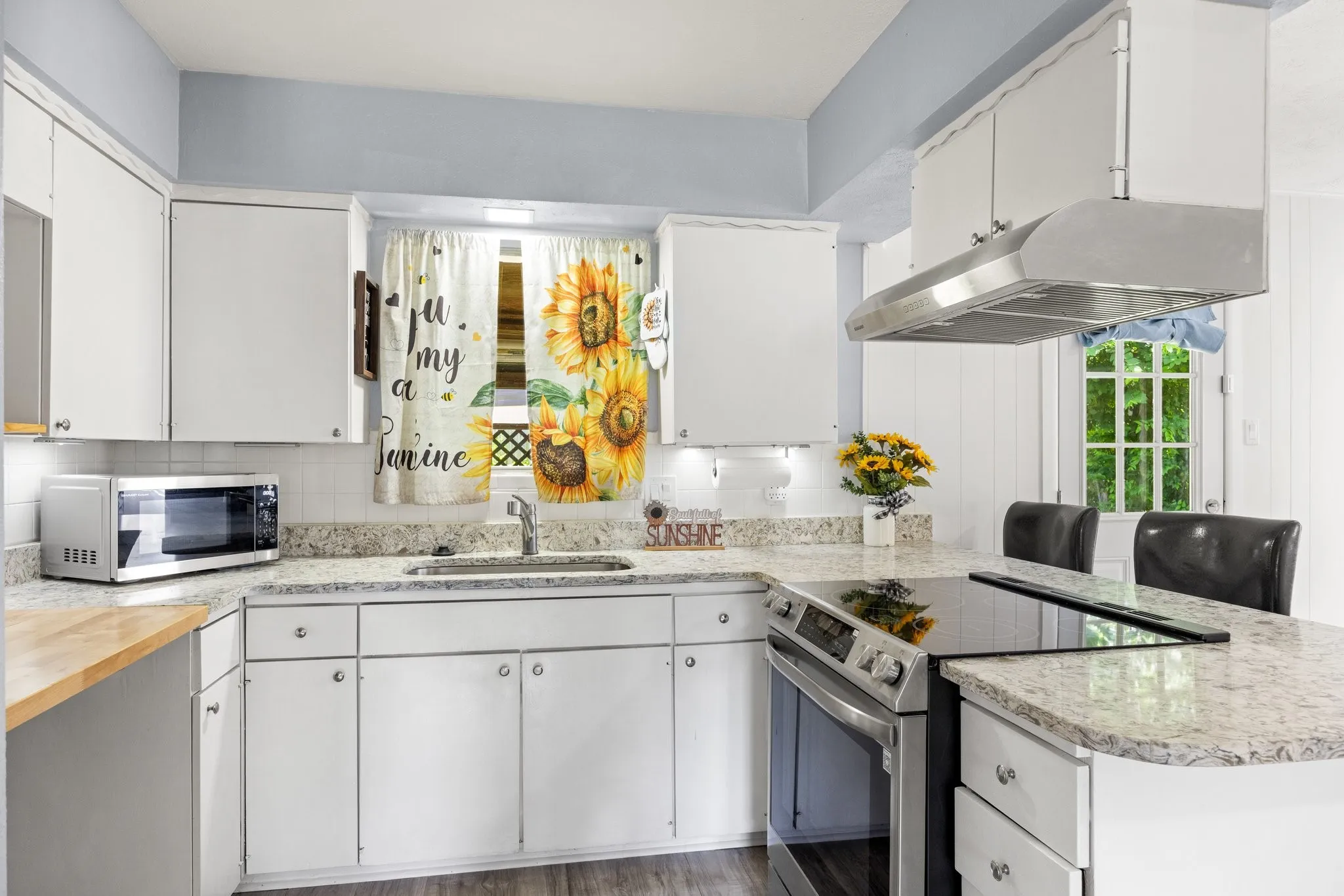 Single Family Residence For Sale in Tarrant County , 401 Langley Avenue, Everman, Texas 76140, 3 Bedroom, 2 Bathroom, 2 Garage spaces, 1,248 Sqft, built in 1965, mls#21299029, Real Estate Agent in Everman, Homes For Sale in Tarrant county, Homes For Sale in Everman, Realtor in Everman Texas, Real Estate Brokerage Independent Realty Texas, Luminita Cordes Realtor