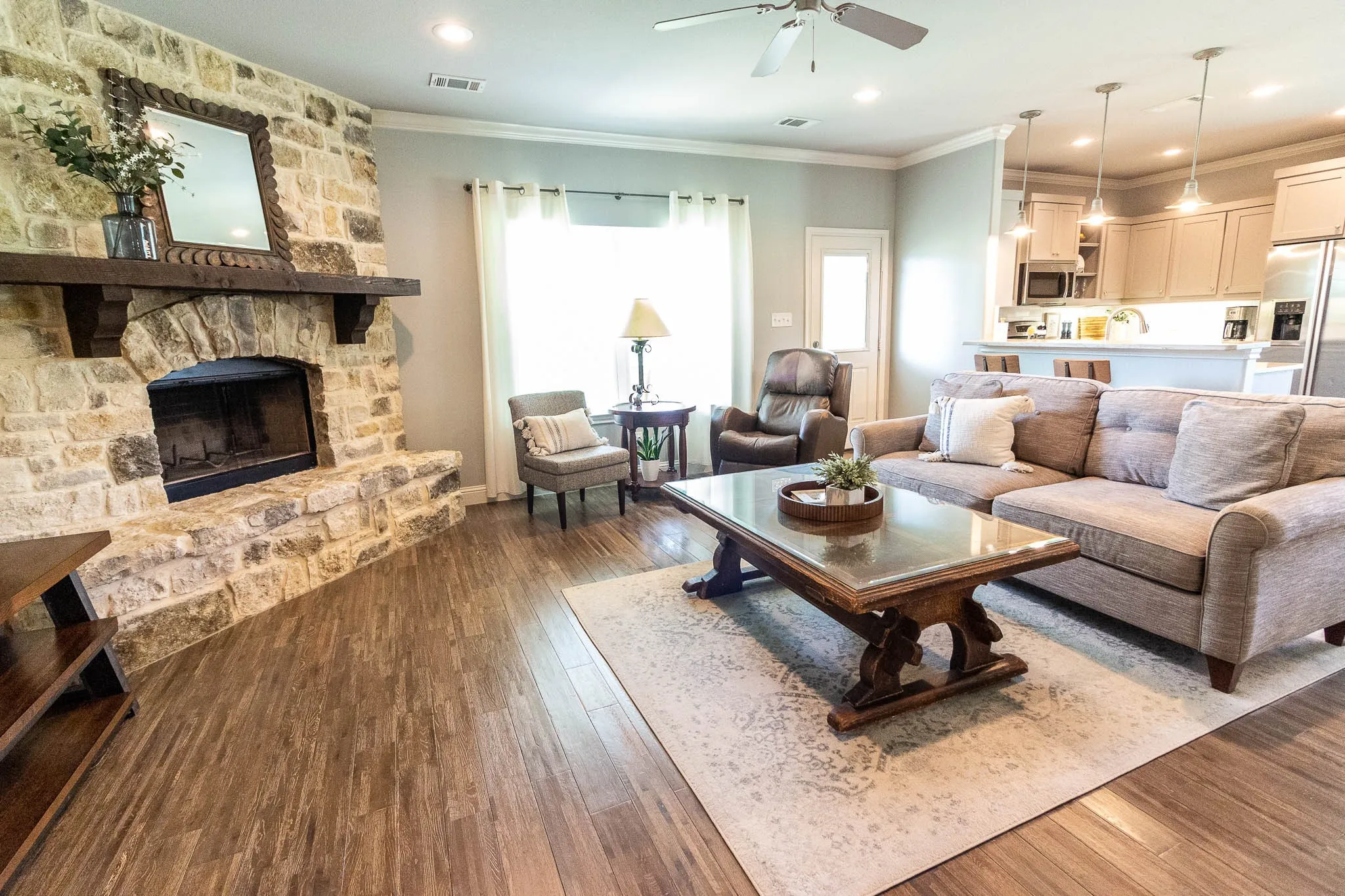 Single Family Residence For Sale in Kaufman County , 11171 Fm 3094, Scurry, Texas 75158, 3 Bedroom, 2 Bathroom, 2 Garage spaces, 1,621 Sqft, built in 2015, mls#21291520, Real Estate Agent in Scurry, Homes For Sale in Kaufman county, Homes For Sale in Scurry, Realtor in Scurry Texas, Real Estate Brokerage Independent Realty Texas, Luminita Cordes Realtor