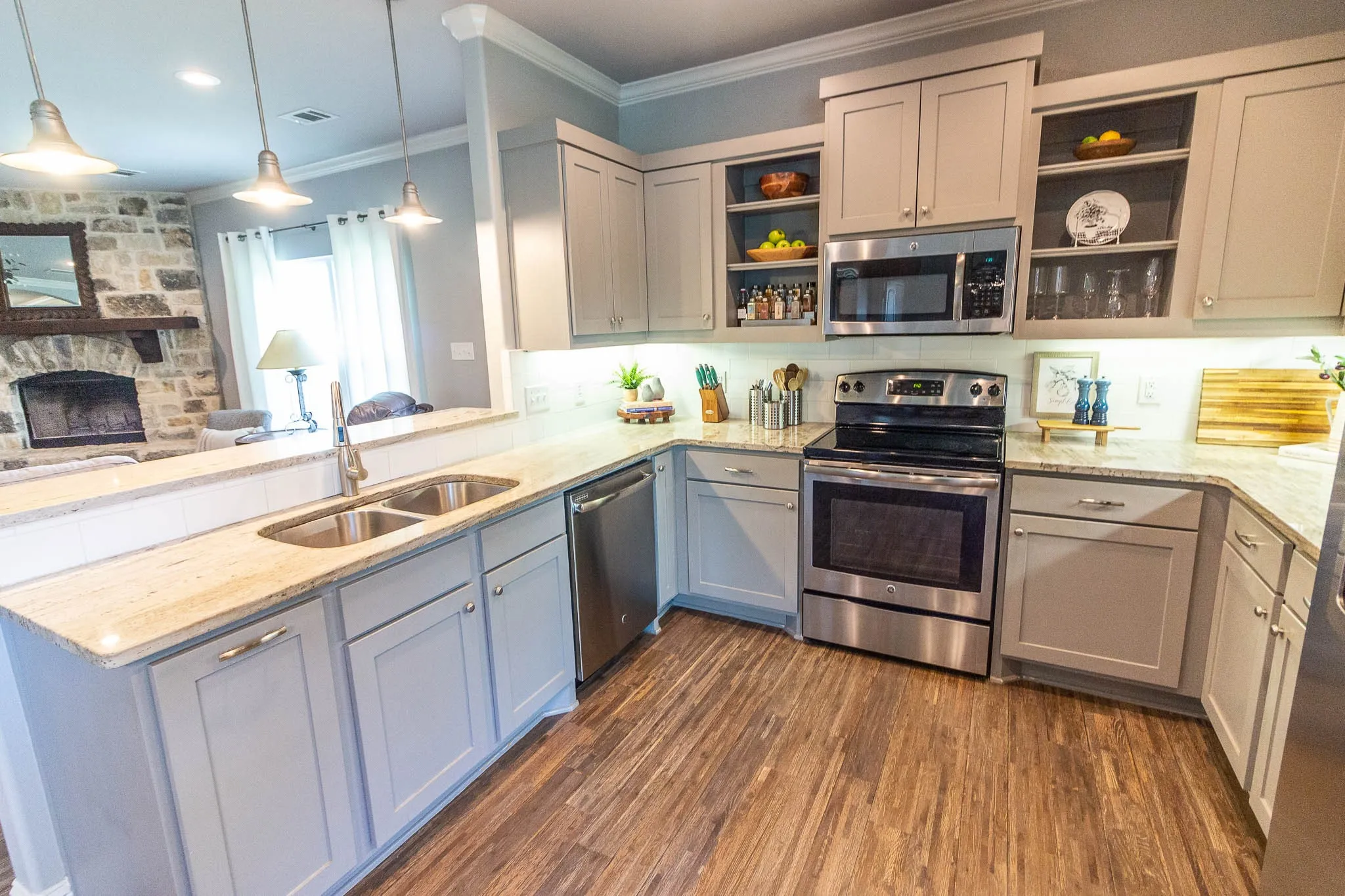 Single Family Residence For Sale in Kaufman County , 11171 Fm 3094, Scurry, Texas 75158, 3 Bedroom, 2 Bathroom, 2 Garage spaces, 1,621 Sqft, built in 2015, mls#21291520, Real Estate Agent in Scurry, Homes For Sale in Kaufman county, Homes For Sale in Scurry, Realtor in Scurry Texas, Real Estate Brokerage Independent Realty Texas, Luminita Cordes Realtor