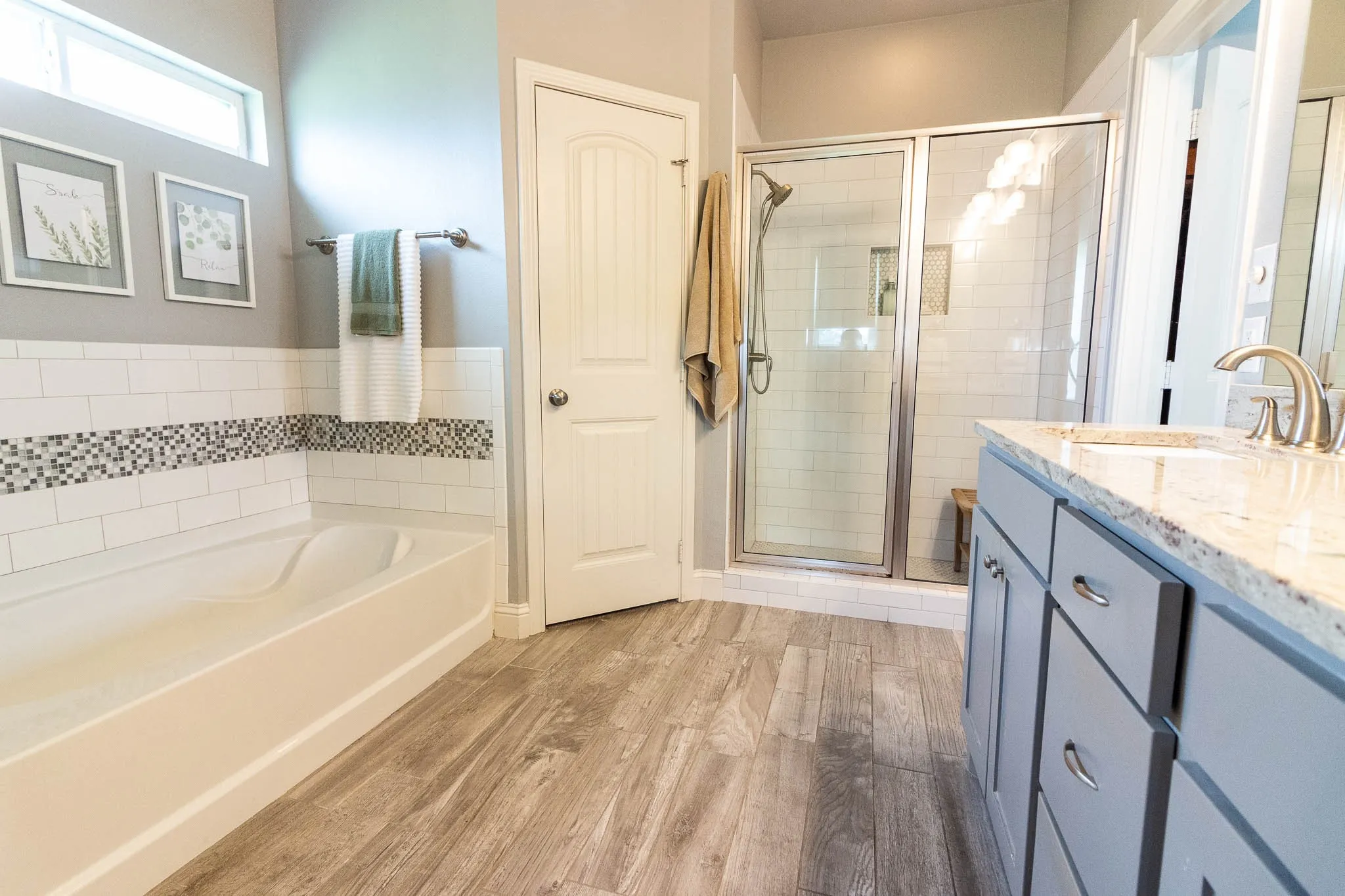 Single Family Residence For Sale in Kaufman County , 11171 Fm 3094, Scurry, Texas 75158, 3 Bedroom, 2 Bathroom, 2 Garage spaces, 1,621 Sqft, built in 2015, mls#21291520, Real Estate Agent in Scurry, Homes For Sale in Kaufman county, Homes For Sale in Scurry, Realtor in Scurry Texas, Real Estate Brokerage Independent Realty Texas, Luminita Cordes Realtor