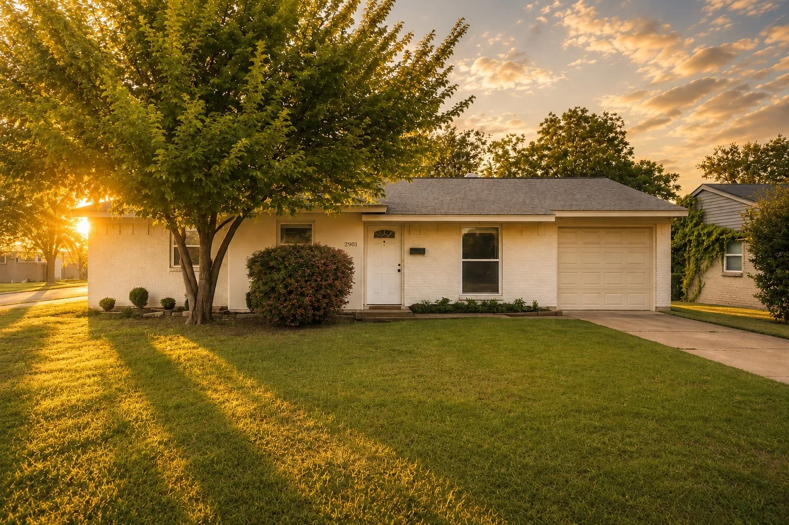Single Family Residence For Sale in Collin County , 2901 Janet Court, Plano, Texas 75074, 3 Bedroom, 1 Bathroom, 1 Garage spaces, 1,054 Sqft, built in 1962, mls#21296701, Real Estate Agent in Plano, Homes For Sale in Collin county, Homes For Sale in Plano, Realtor in Plano Texas, Real Estate Brokerage Independent Realty Texas, Luminita Cordes Realtor