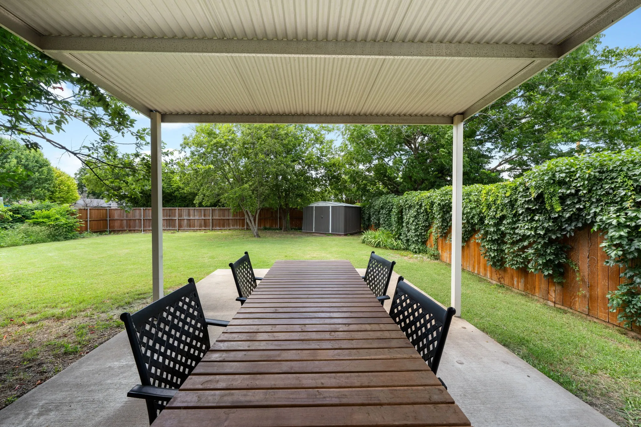 Single Family Residence For Sale in Collin County , 2901 Janet Court, Plano, Texas 75074, 3 Bedroom, 1 Bathroom, 1 Garage spaces, 1,054 Sqft, built in 1962, mls#21296701, Real Estate Agent in Plano, Homes For Sale in Collin county, Homes For Sale in Plano, Realtor in Plano Texas, Real Estate Brokerage Independent Realty Texas, Luminita Cordes Realtor