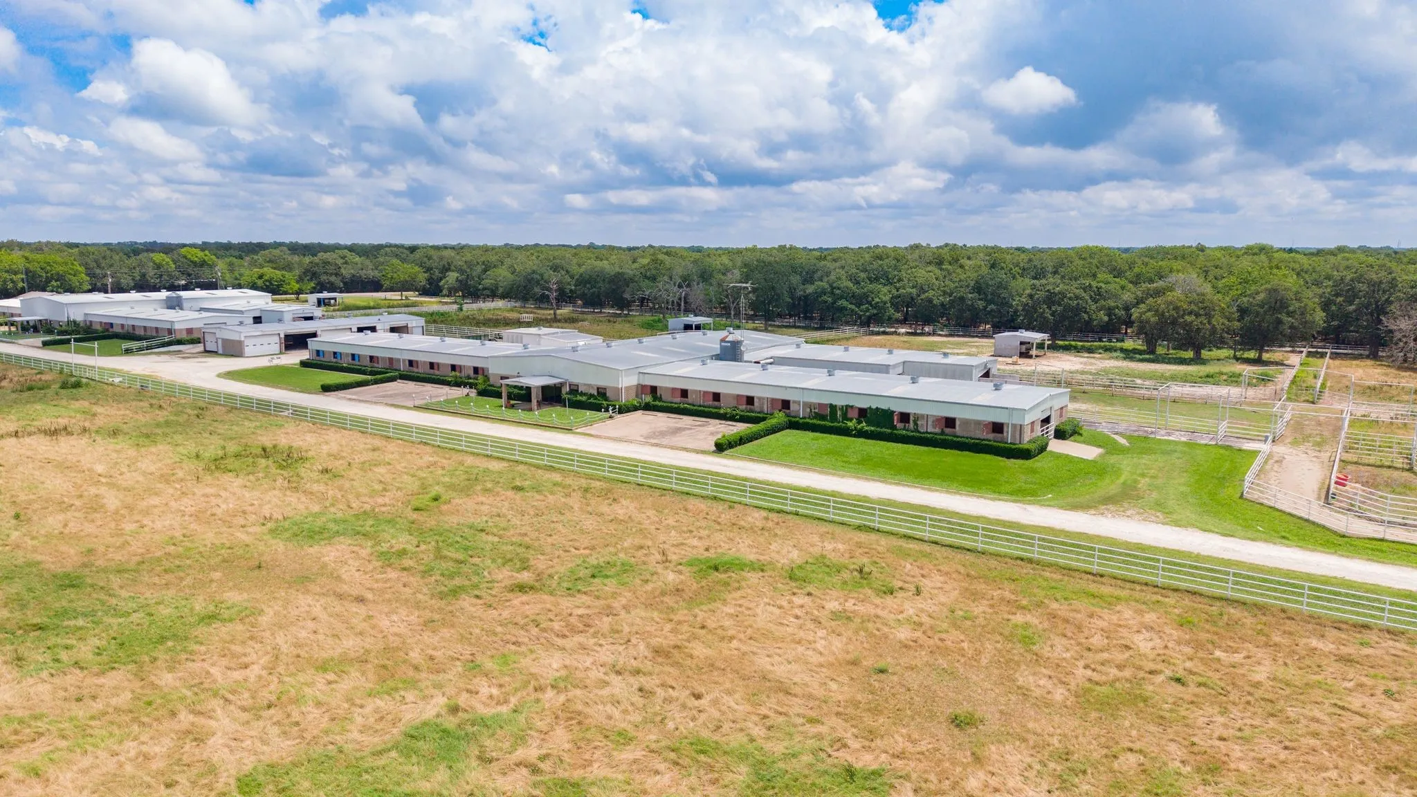 Ranch For Sale in Hunt County , 4509 Diamond D Road, Lone Oak, Texas 75453, 0, 0, Garage spaces, 0 Sqft, built in 1992, mls#21299044, Real Estate Agent in Lone Oak, Homes For Sale in Hunt county, Homes For Sale in Lone Oak, Realtor in Lone Oak Texas, Real Estate Brokerage Independent Realty Texas, Luminita Cordes Realtor