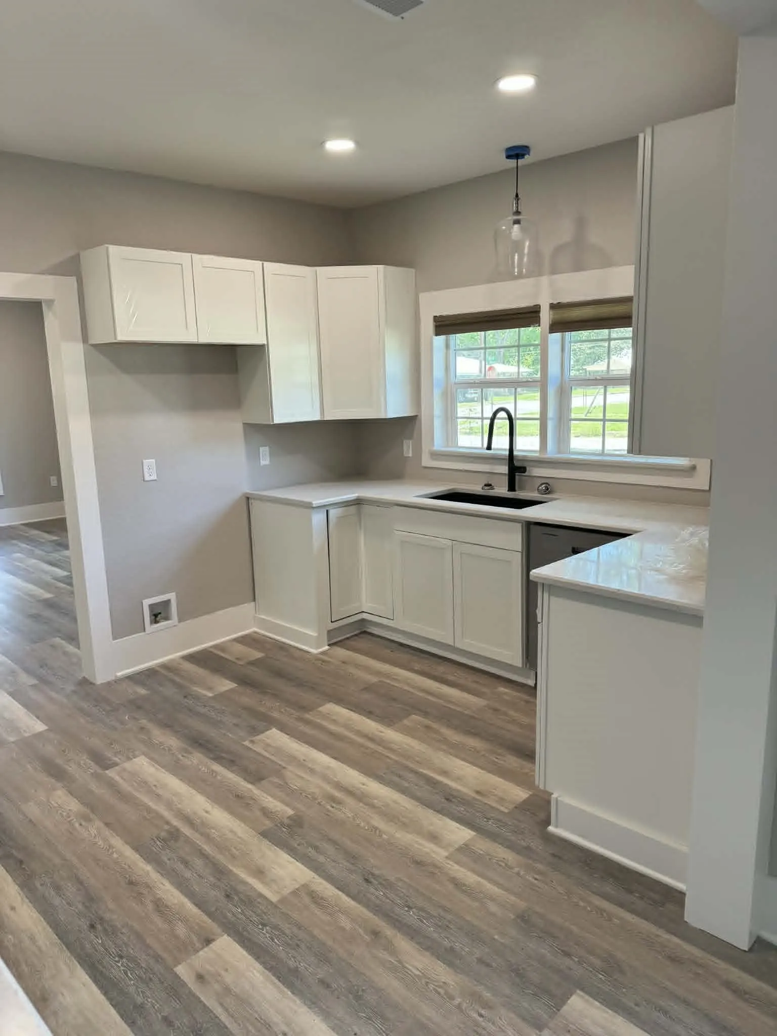Single Family Residence For Sale in Erath County , 230 SW Live Oak, Dublin, Texas 76446, 3 Bedroom, 2 Bathroom, 2 Garage spaces, 1,390 Sqft, built in 1920, mls#21296469, Real Estate Agent in Dublin, Homes For Sale in Erath county, Homes For Sale in Dublin, Realtor in Dublin Texas, Real Estate Brokerage Independent Realty Texas, Luminita Cordes Realtor