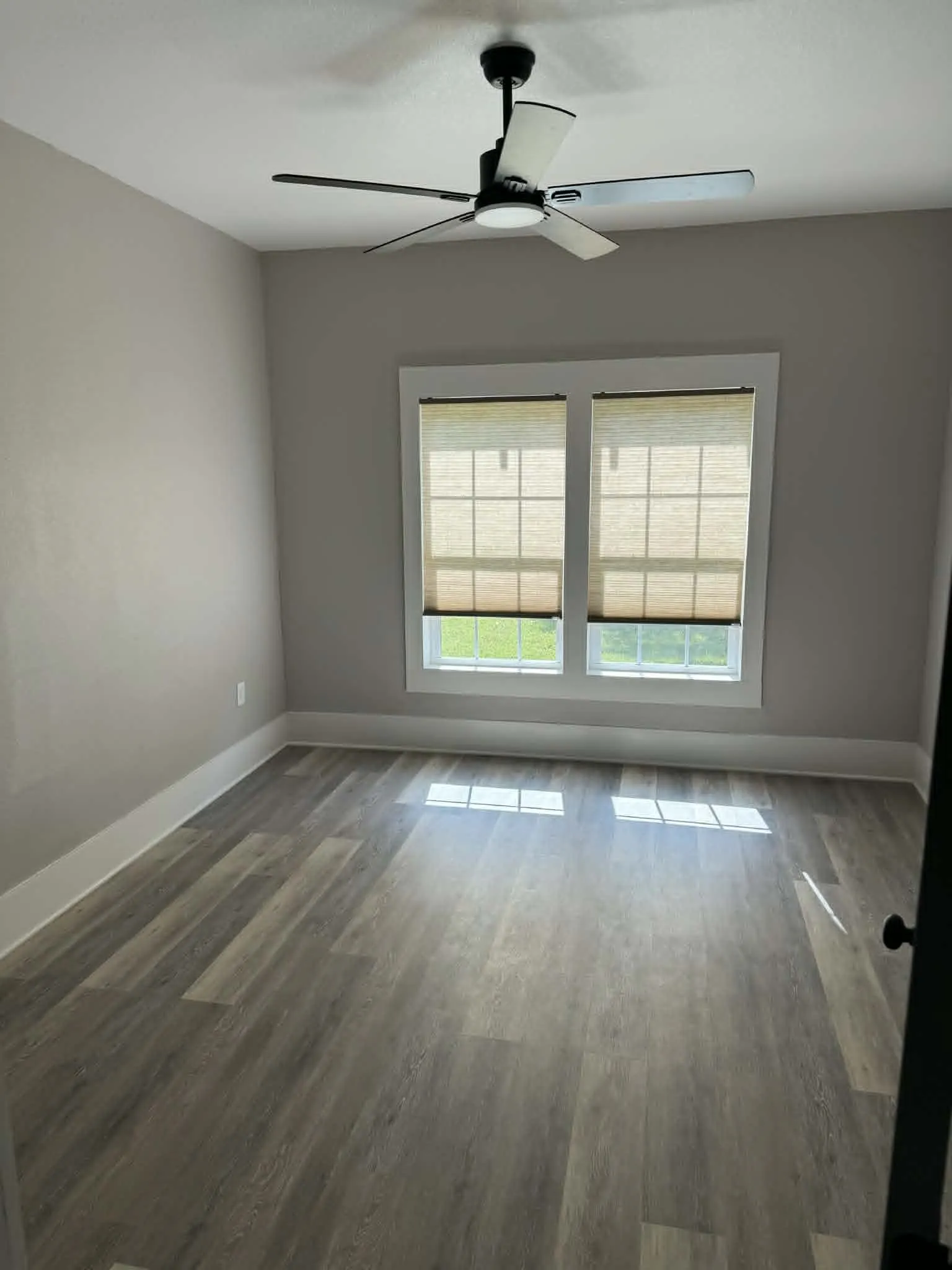 Single Family Residence For Sale in Erath County , 230 SW Live Oak, Dublin, Texas 76446, 3 Bedroom, 2 Bathroom, 2 Garage spaces, 1,390 Sqft, built in 1920, mls#21296469, Real Estate Agent in Dublin, Homes For Sale in Erath county, Homes For Sale in Dublin, Realtor in Dublin Texas, Real Estate Brokerage Independent Realty Texas, Luminita Cordes Realtor