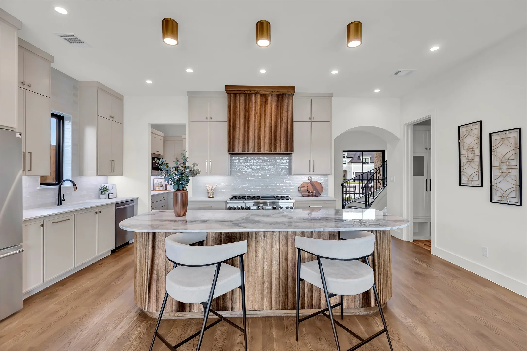 Single Family Residence For Sale in Tarrant County , 3405 Witt Court, Grapevine, Texas 76051, 5 Bedroom, 7 Bathroom, 2 Garage spaces, 3,770 Sqft, built in 2025, mls#21297613, Real Estate Agent in Grapevine, Homes For Sale in Tarrant county, Homes For Sale in Grapevine, Realtor in Grapevine Texas, Real Estate Brokerage Independent Realty Texas, Luminita Cordes Realtor