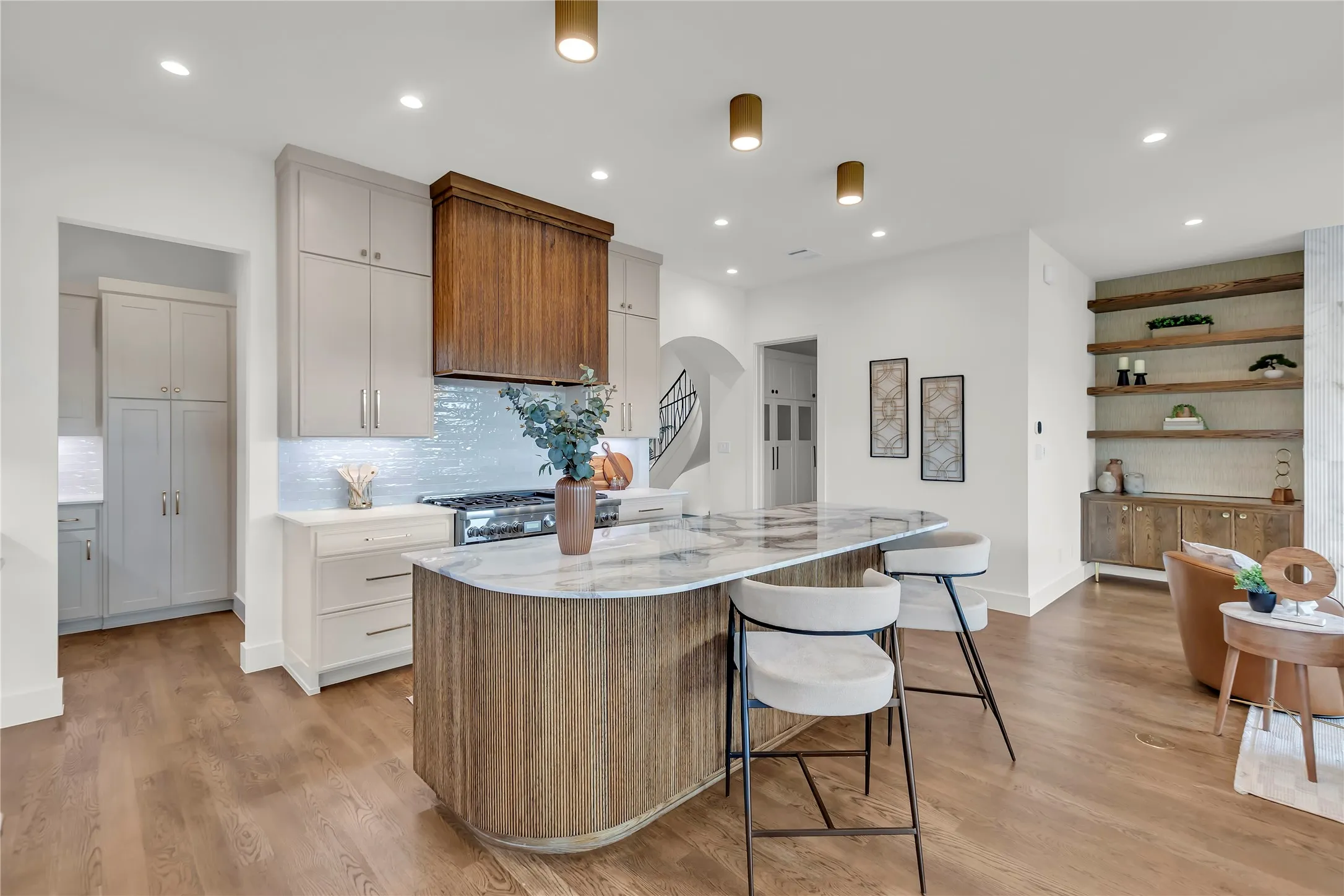 Single Family Residence For Sale in Tarrant County , 3405 Witt Court, Grapevine, Texas 76051, 5 Bedroom, 7 Bathroom, 2 Garage spaces, 3,770 Sqft, built in 2025, mls#21297613, Real Estate Agent in Grapevine, Homes For Sale in Tarrant county, Homes For Sale in Grapevine, Realtor in Grapevine Texas, Real Estate Brokerage Independent Realty Texas, Luminita Cordes Realtor