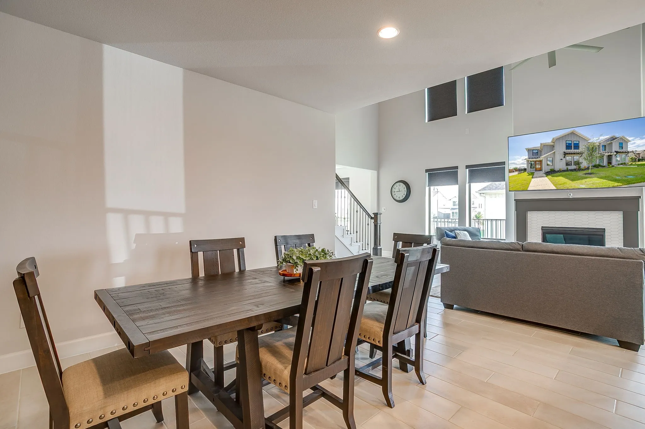 Townhouse For Rent in Parker County , 2113 Domingo Drive, Fort Worth, Texas 76008, 3 Bedroom, 3 Bathroom, 2 Garage spaces, 2,450 Sqft, built in 2021, mls#21299096, Real Estate Agent in Fort Worth, Homes For Rent in Parker county, Homes For Rent in Fort Worth, Realtor in Fort Worth Texas, Real Estate Brokerage Independent Realty Texas, Luminita Cordes Realtor