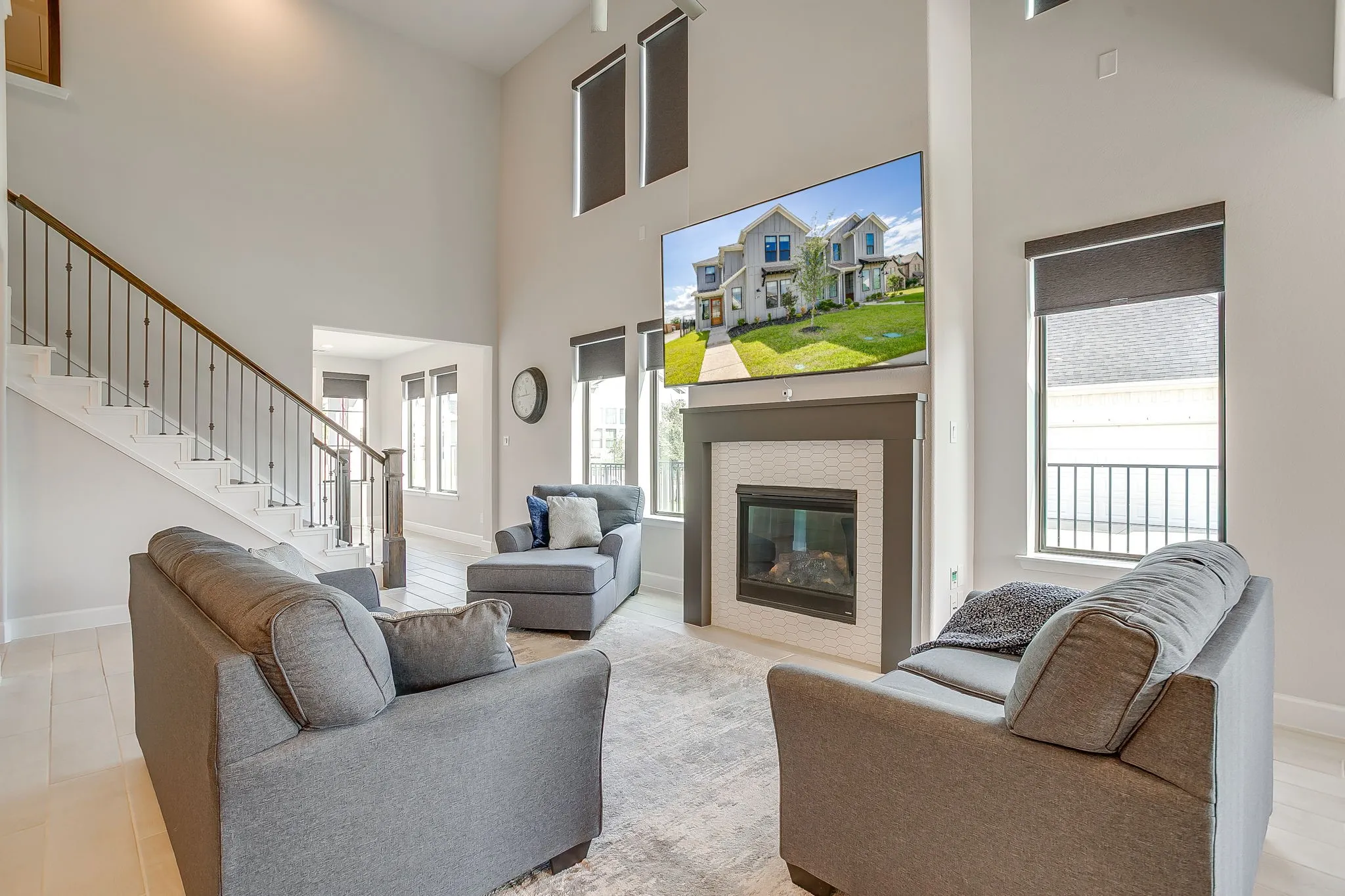 Townhouse For Rent in Parker County , 2113 Domingo Drive, Fort Worth, Texas 76008, 3 Bedroom, 3 Bathroom, 2 Garage spaces, 2,450 Sqft, built in 2021, mls#21299096, Real Estate Agent in Fort Worth, Homes For Rent in Parker county, Homes For Rent in Fort Worth, Realtor in Fort Worth Texas, Real Estate Brokerage Independent Realty Texas, Luminita Cordes Realtor