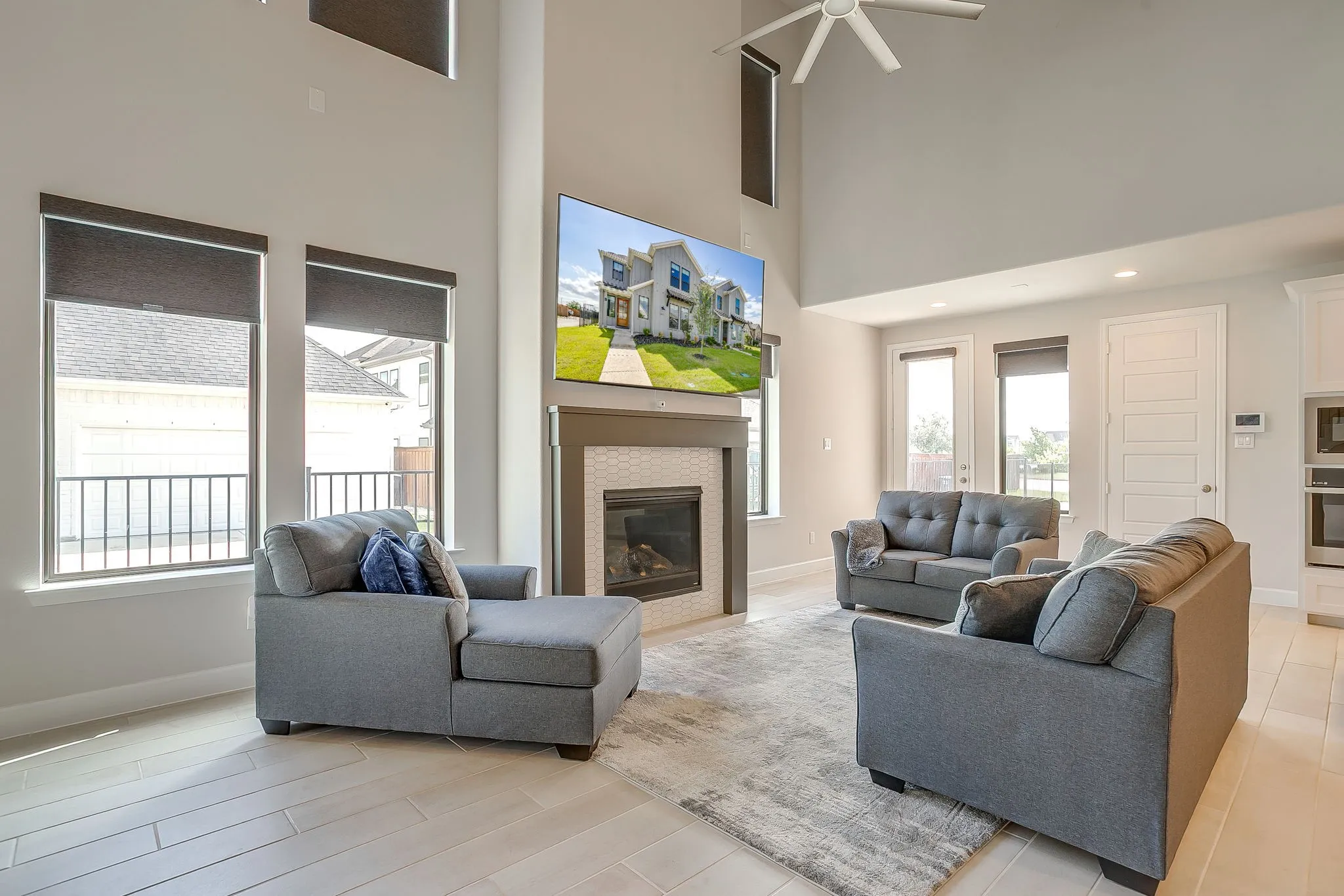Townhouse For Rent in Parker County , 2113 Domingo Drive, Fort Worth, Texas 76008, 3 Bedroom, 3 Bathroom, 2 Garage spaces, 2,450 Sqft, built in 2021, mls#21299096, Real Estate Agent in Fort Worth, Homes For Rent in Parker county, Homes For Rent in Fort Worth, Realtor in Fort Worth Texas, Real Estate Brokerage Independent Realty Texas, Luminita Cordes Realtor