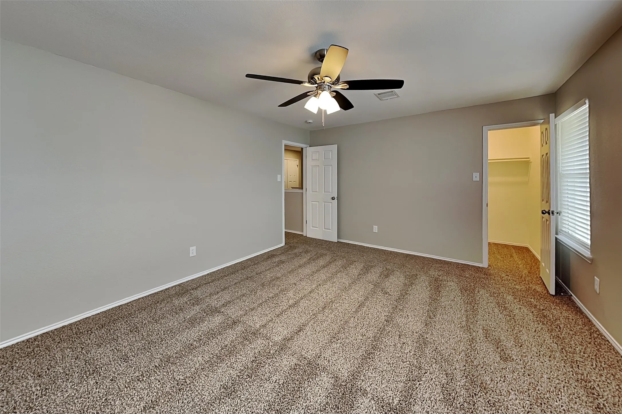 Single Family Residence For Rent in Denton County , 1304 Eagle Wing Lane, Denton, Texas 76210, 5 Bedrooms, 3 Bathrooms, 2 Garage spaces, 2,611 Sqft, built in 1999, Price $2,525, mls#21299095, Real Estate Agent in Denton, Homes For Rent in Denton county, Homes For Rent in Denton, Realtor in Denton Texas, Real Estate Brokerage Independent Realty Texas, Luminita Cordes Realtor