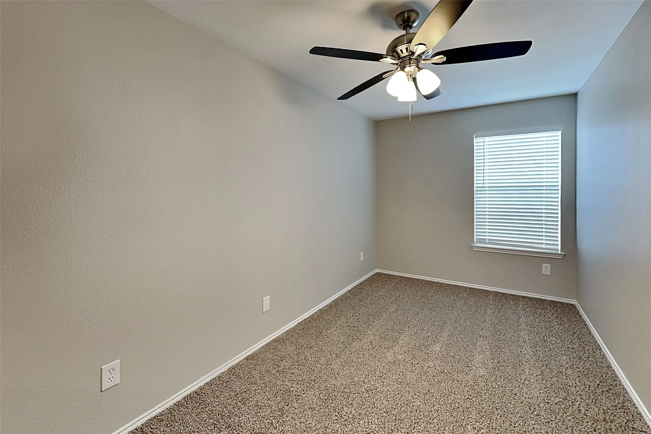 Single Family Residence For Rent in Denton County , 1304 Eagle Wing Lane, Denton, Texas 76210, 5 Bedrooms, 3 Bathrooms, 2 Garage spaces, 2,611 Sqft, built in 1999, Price $2,525, mls#21299095, Real Estate Agent in Denton, Homes For Rent in Denton county, Homes For Rent in Denton, Realtor in Denton Texas, Real Estate Brokerage Independent Realty Texas, Luminita Cordes Realtor