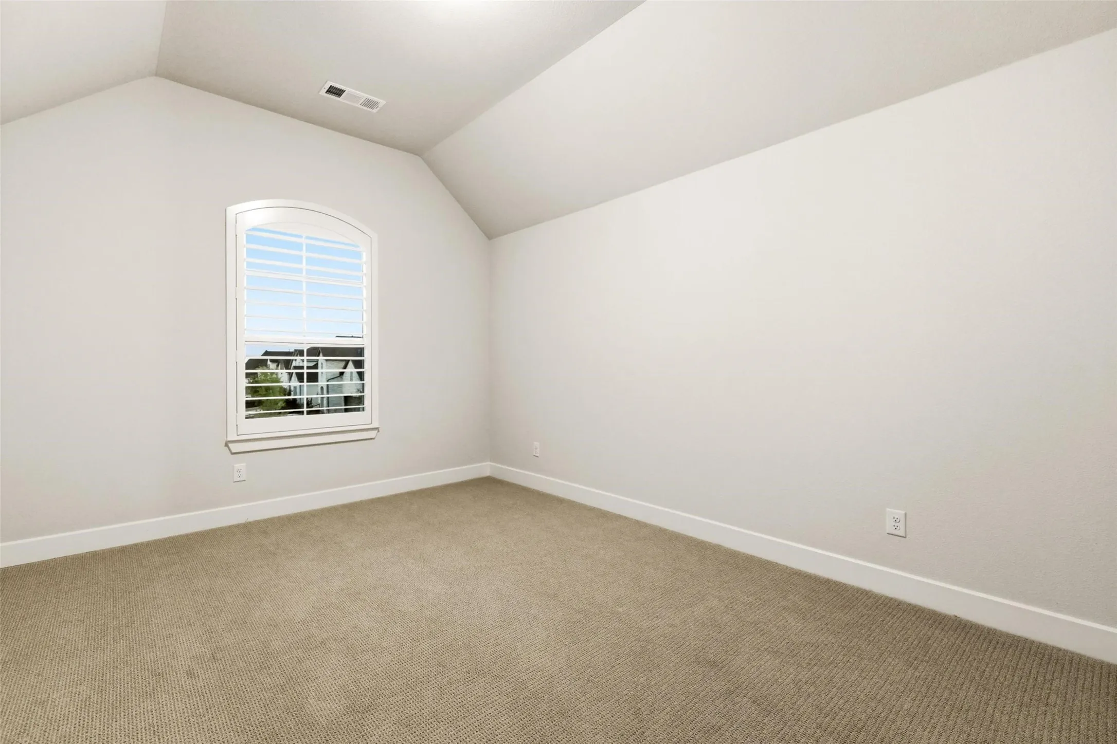 Single Family Residence For Rent in Collin County , 15522 Cormorant Street, Frisco, Texas 75035, 4 Bedroom, 5 Bathroom, 3 Garage spaces, 3,365 Sqft, built in 2023, mls#21299098, Real Estate Agent in Frisco, Homes For Rent in Collin county, Homes For Rent in Frisco, Realtor in Frisco Texas, Real Estate Brokerage Independent Realty Texas, Luminita Cordes Realtor