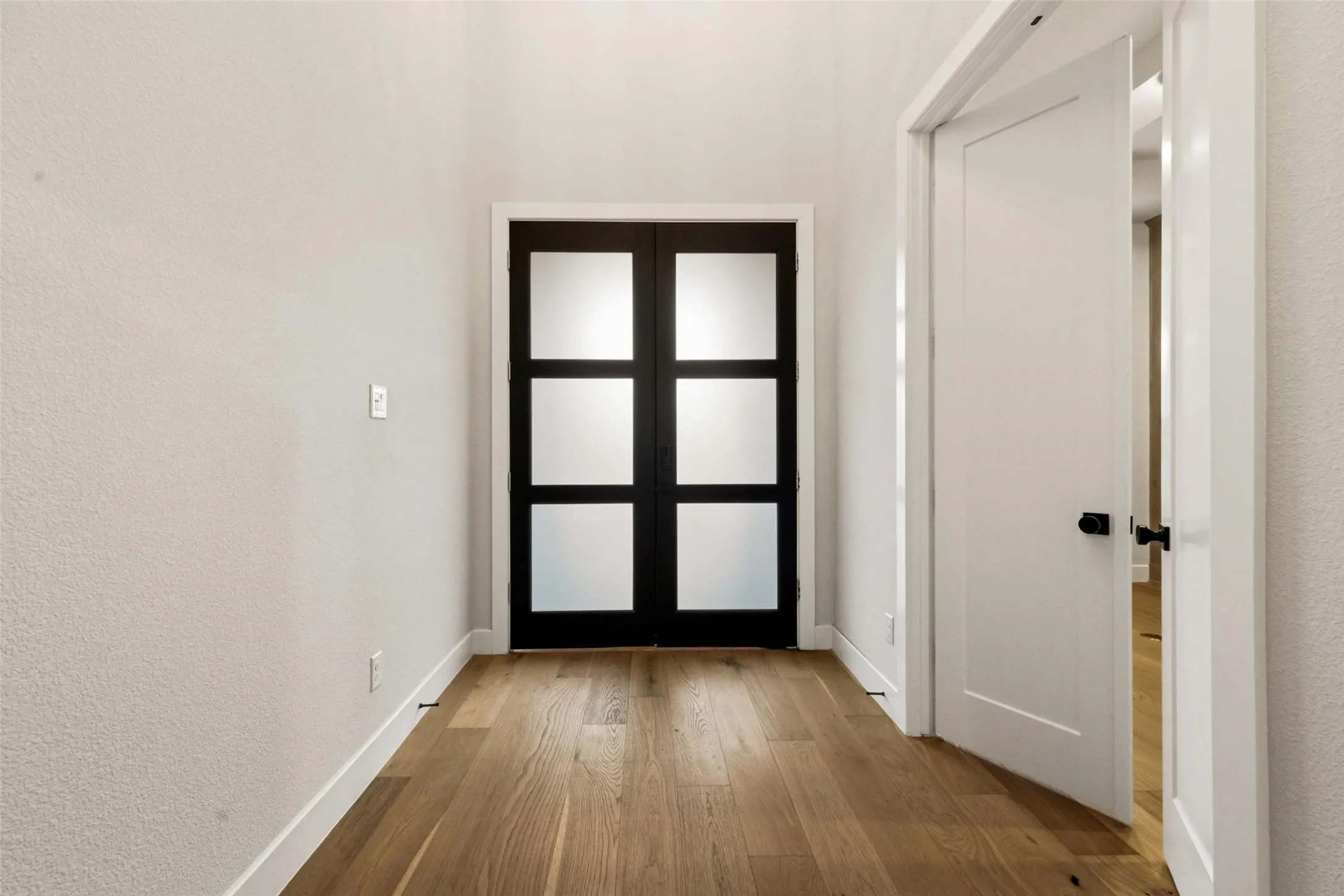 Single Family Residence For Rent in Collin County , 15522 Cormorant Street, Frisco, Texas 75035, 4 Bedroom, 5 Bathroom, 3 Garage spaces, 3,365 Sqft, built in 2023, mls#21299098, Real Estate Agent in Frisco, Homes For Rent in Collin county, Homes For Rent in Frisco, Realtor in Frisco Texas, Real Estate Brokerage Independent Realty Texas, Luminita Cordes Realtor