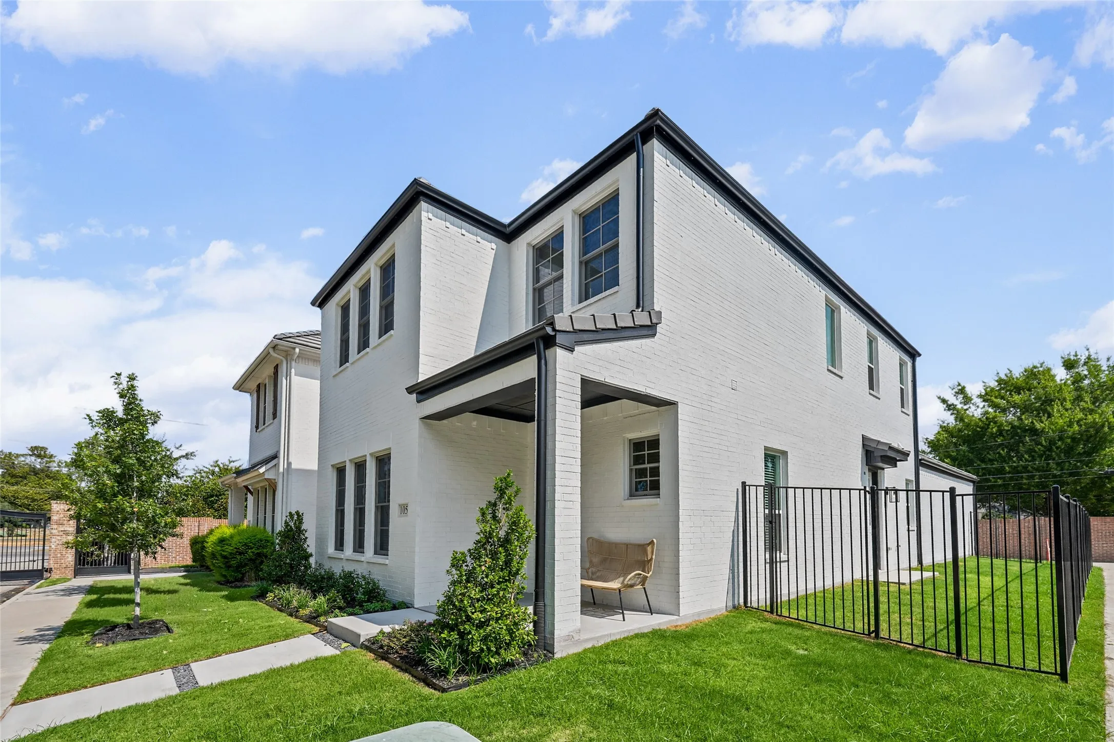 Single Family Residence For Sale in Tarrant County , 105 Magnolia Lane, Westworth Village, Texas 76114, 4 Bedroom, 4 Bathroom, 2 Garage spaces, 2,599 Sqft, built in 2026, mls#21299104, Real Estate Agent in Westworth Village, Homes For Sale in Tarrant county, Homes For Sale in Westworth Village, Realtor in Westworth Village Texas, Real Estate Brokerage Independent Realty Texas, Luminita Cordes Realtor