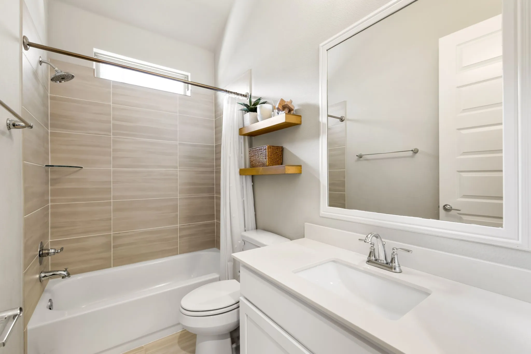 Single Family Residence For Rent in Denton County , 2560 Horsetail Road, Frisco, Texas 75033, 3 Bedroom, 2 Bathroom, 2 Garage spaces, 2,202 Sqft, built in 2020, mls#21299105, Real Estate Agent in Frisco, Homes For Rent in Denton county, Homes For Rent in Frisco, Realtor in Frisco Texas, Real Estate Brokerage Independent Realty Texas, Luminita Cordes Realtor