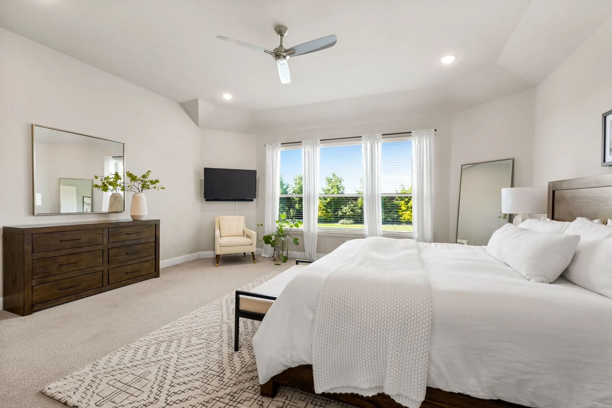 Single Family Residence For Rent in Denton County , 2560 Horsetail Road, Frisco, Texas 75033, 3 Bedroom, 2 Bathroom, 2 Garage spaces, 2,202 Sqft, built in 2020, mls#21299105, Real Estate Agent in Frisco, Homes For Rent in Denton county, Homes For Rent in Frisco, Realtor in Frisco Texas, Real Estate Brokerage Independent Realty Texas, Luminita Cordes Realtor