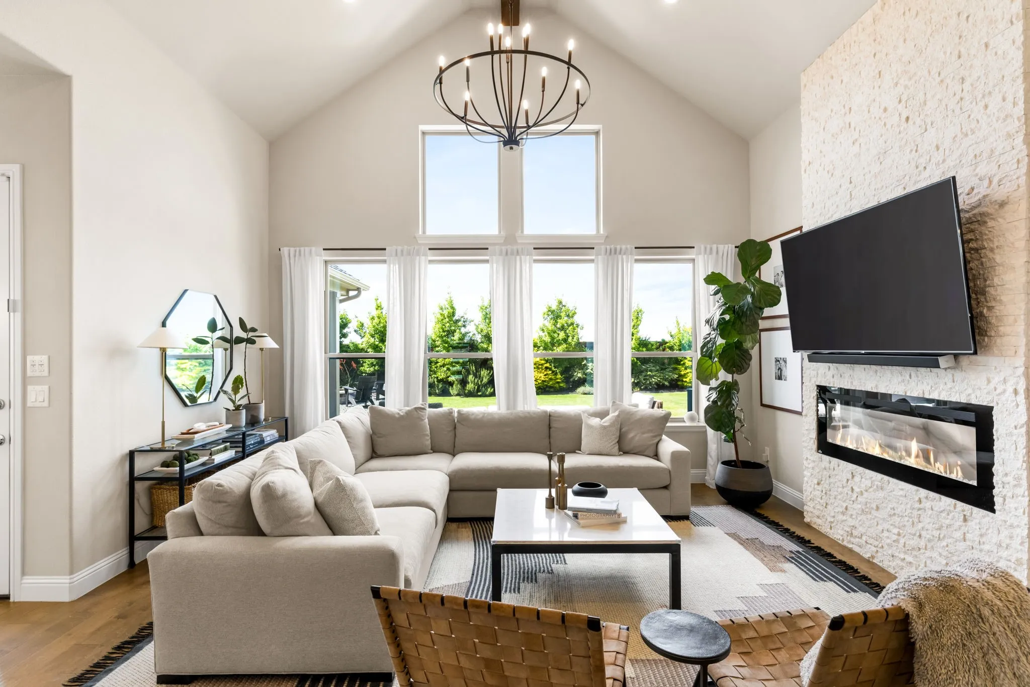 Single Family Residence For Rent in Denton County , 2560 Horsetail Road, Frisco, Texas 75033, 3 Bedroom, 2 Bathroom, 2 Garage spaces, 2,202 Sqft, built in 2020, mls#21299105, Real Estate Agent in Frisco, Homes For Rent in Denton county, Homes For Rent in Frisco, Realtor in Frisco Texas, Real Estate Brokerage Independent Realty Texas, Luminita Cordes Realtor