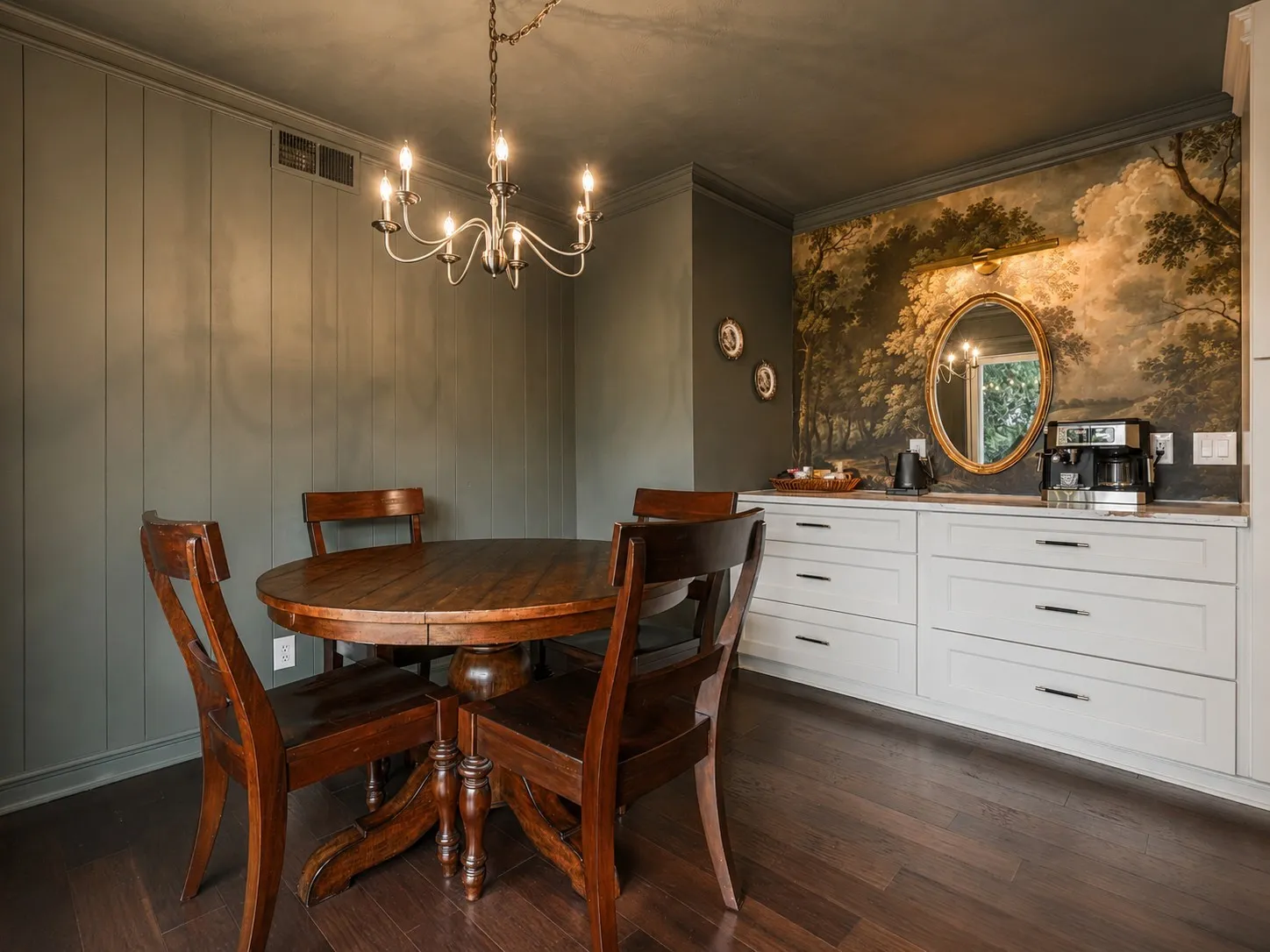 Single Family Residence For Sale in Grayson County , 1289 S Waco Street, Van Alstyne, Texas 75495, 3 Bedroom, 3 Bathroom, 2 Garage spaces, 1,917 Sqft, built in 1963, mls#21299106, Real Estate Agent in Van Alstyne, Homes For Sale in Grayson county, Homes For Sale in Van Alstyne, Realtor in Van Alstyne Texas, Real Estate Brokerage Independent Realty Texas, Luminita Cordes Realtor