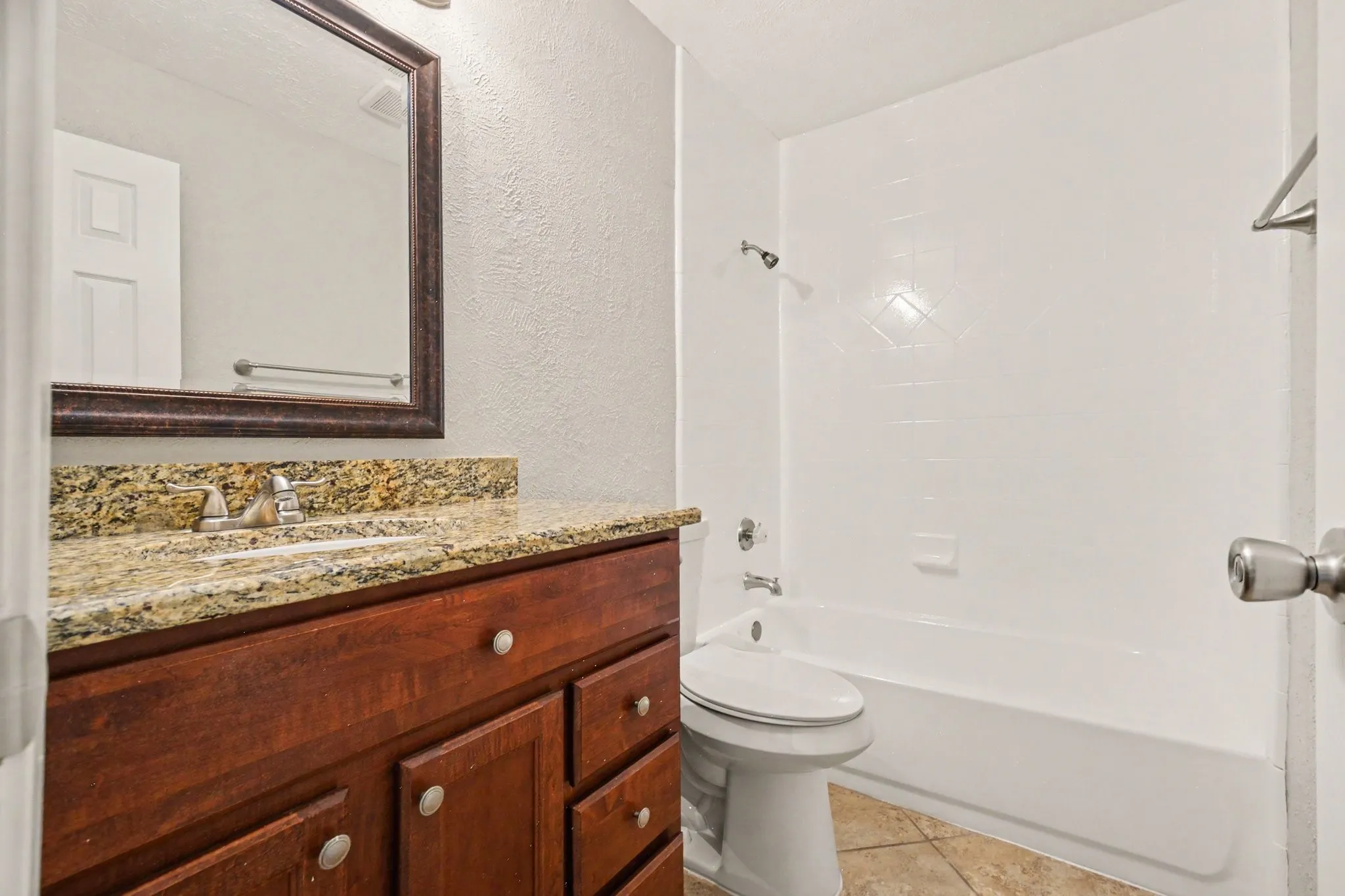 Single Family Residence For Sale in Collin County , 1205 Crestwood Court, Allen, Texas 75002, 4 Bedroom, 2 Bathroom, 2 Garage spaces, 2,090 Sqft, built in 1981, mls#21298985, Real Estate Agent in Allen, Homes For Sale in Collin county, Homes For Sale in Allen, Realtor in Allen Texas, Real Estate Brokerage Independent Realty Texas, Luminita Cordes Realtor
