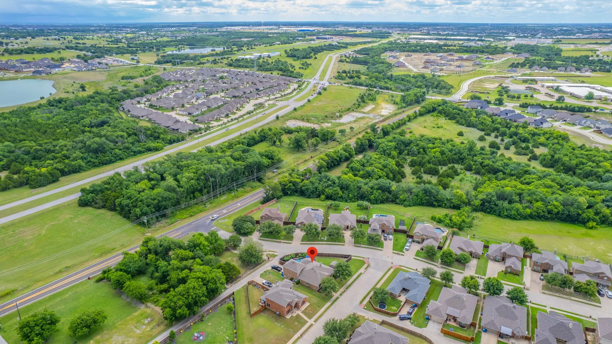 Single Family Residence For Sale in Rockwall County , 1050 Hidden Lakes Way, Rockwall, Texas 75087, 4 Bedroom, 3 Bathroom, 2 Garage spaces, 2,825 Sqft, built in 2012, mls#21299126, Real Estate Agent in Rockwall, Homes For Sale in Rockwall county, Homes For Sale in Rockwall, Realtor in Rockwall Texas, Real Estate Brokerage Independent Realty Texas, Luminita Cordes Realtor