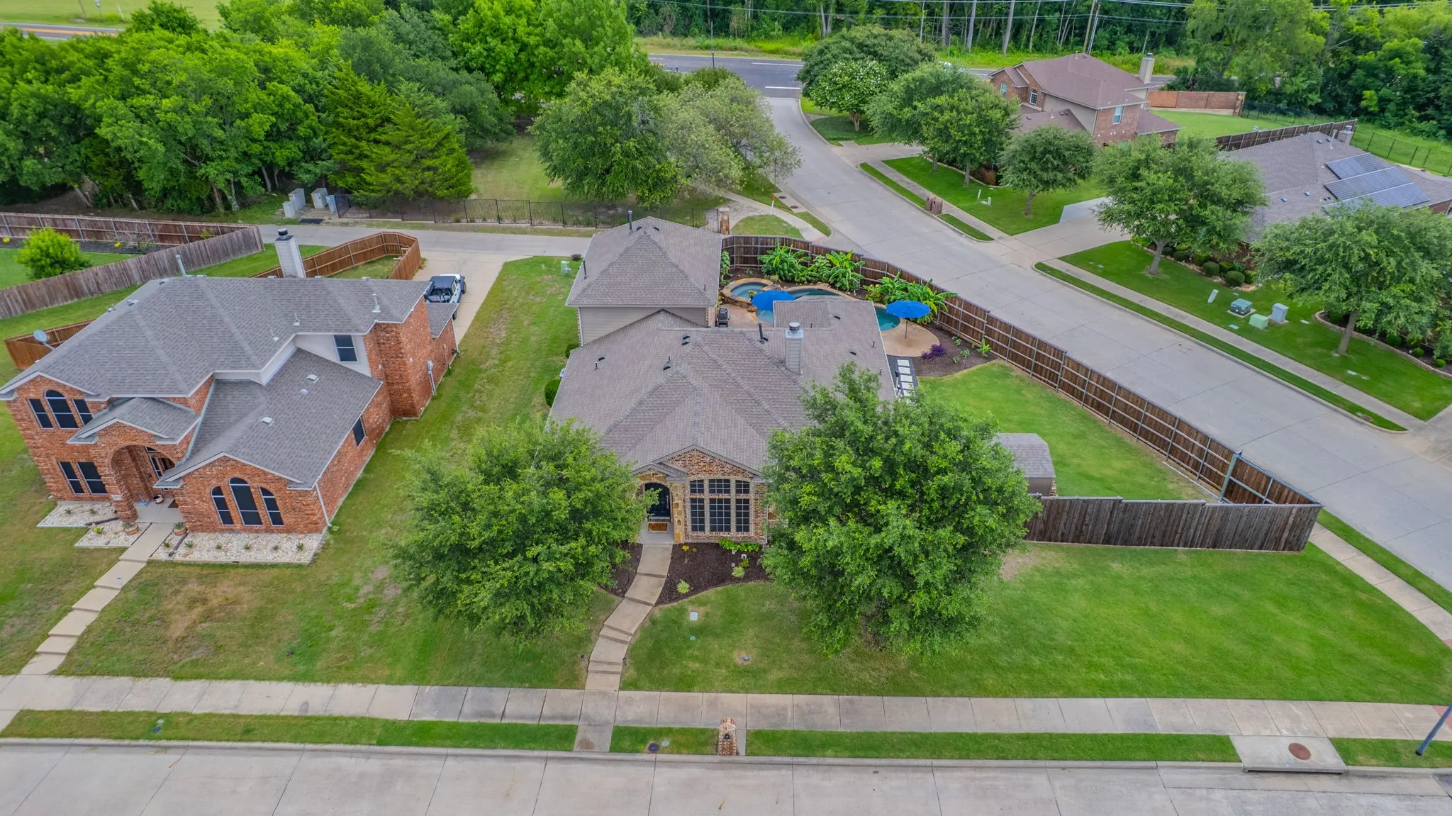 Single Family Residence For Sale in Rockwall County , 1050 Hidden Lakes Way, Rockwall, Texas 75087, 4 Bedroom, 3 Bathroom, 2 Garage spaces, 2,825 Sqft, built in 2012, mls#21299126, Real Estate Agent in Rockwall, Homes For Sale in Rockwall county, Homes For Sale in Rockwall, Realtor in Rockwall Texas, Real Estate Brokerage Independent Realty Texas, Luminita Cordes Realtor