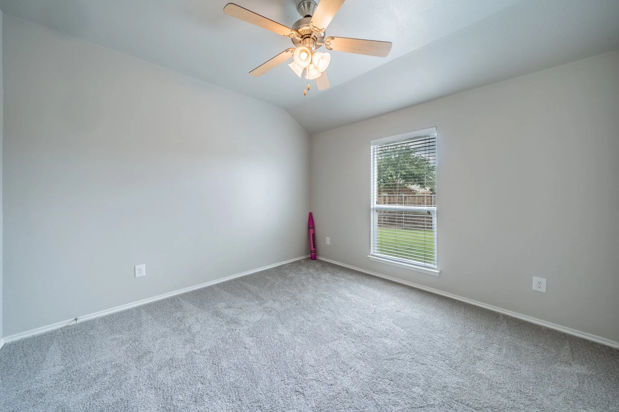 Single Family Residence For Sale in Rockwall County , 1050 Hidden Lakes Way, Rockwall, Texas 75087, 4 Bedroom, 3 Bathroom, 2 Garage spaces, 2,825 Sqft, built in 2012, mls#21299126, Real Estate Agent in Rockwall, Homes For Sale in Rockwall county, Homes For Sale in Rockwall, Realtor in Rockwall Texas, Real Estate Brokerage Independent Realty Texas, Luminita Cordes Realtor
