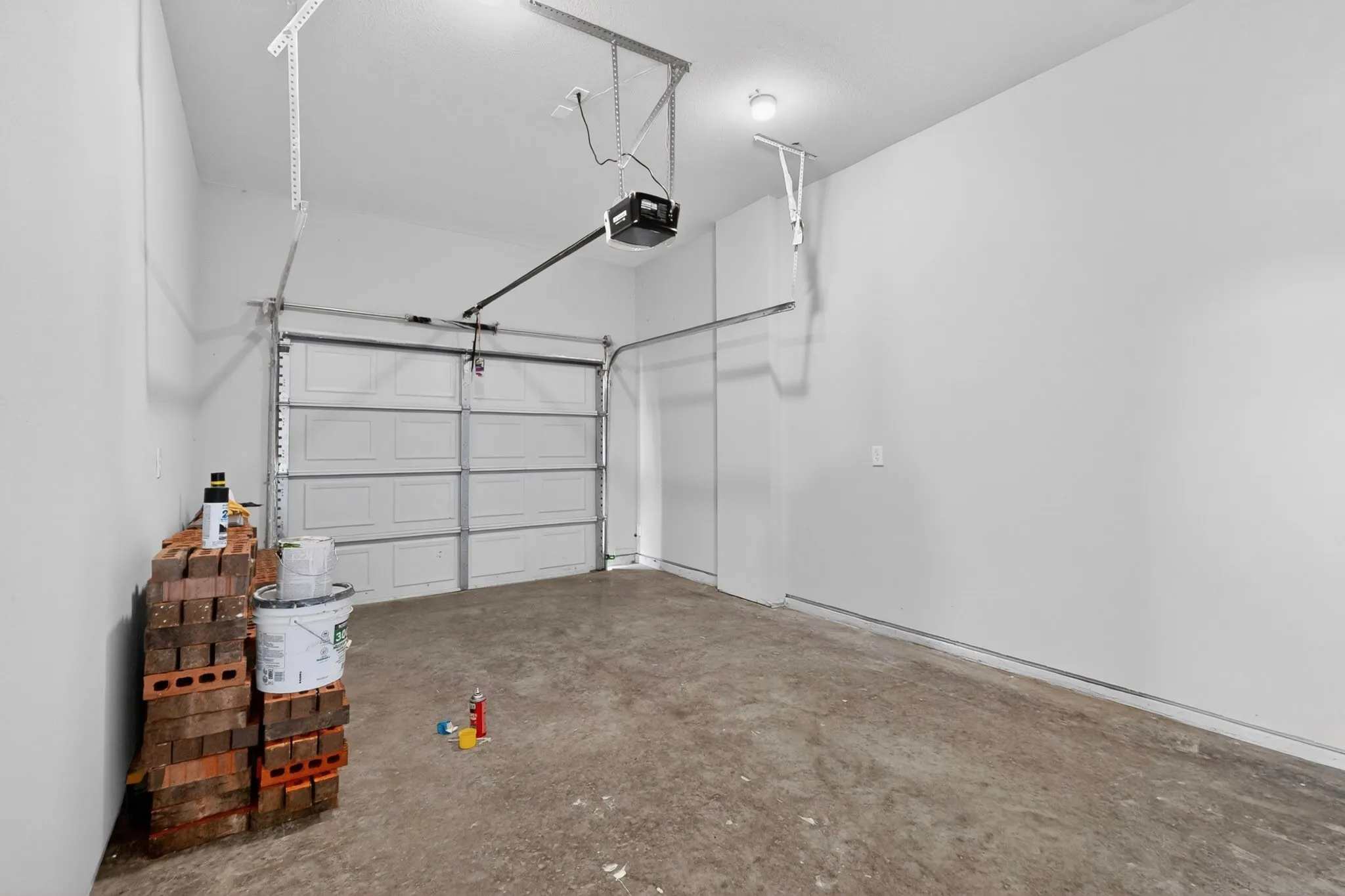 Single Family Residence For Sale in Hunt County , 5017 Pickett Street, Greenville, Texas 75401, 3 Bedroom, 3 Bathroom, 1 Garage spaces, 1,481 Sqft, built in 2023, mls#21299131, Real Estate Agent in Greenville, Homes For Sale in Hunt county, Homes For Sale in Greenville, Realtor in Greenville Texas, Real Estate Brokerage Independent Realty Texas, Luminita Cordes Realtor