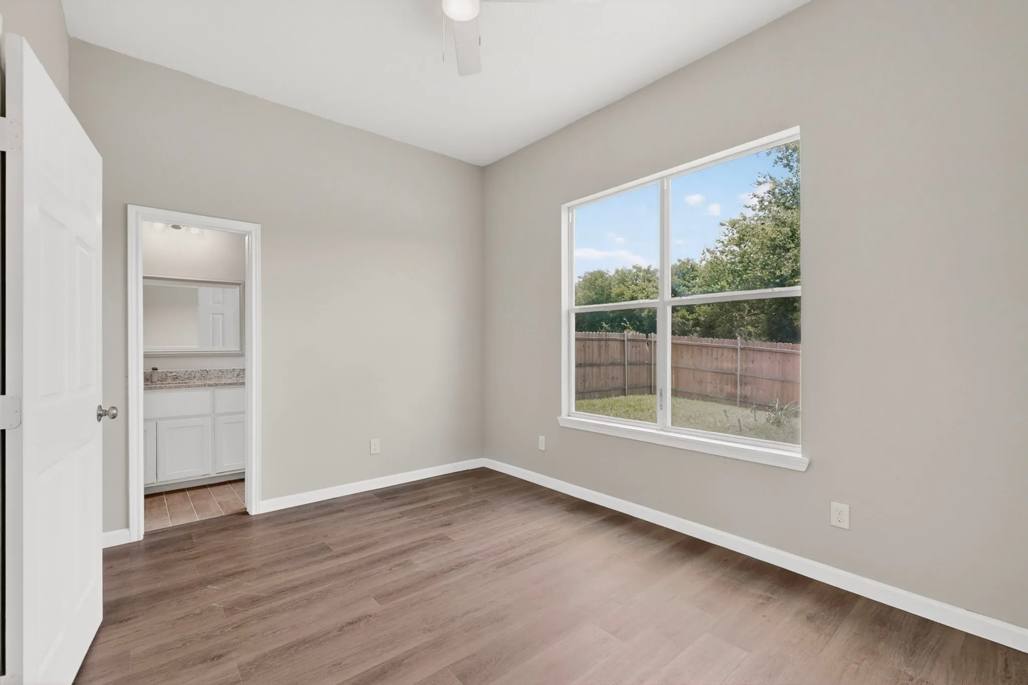 Single Family Residence For Sale in Hunt County , 5017 Pickett Street, Greenville, Texas 75401, 3 Bedroom, 3 Bathroom, 1 Garage spaces, 1,481 Sqft, built in 2023, mls#21299131, Real Estate Agent in Greenville, Homes For Sale in Hunt county, Homes For Sale in Greenville, Realtor in Greenville Texas, Real Estate Brokerage Independent Realty Texas, Luminita Cordes Realtor