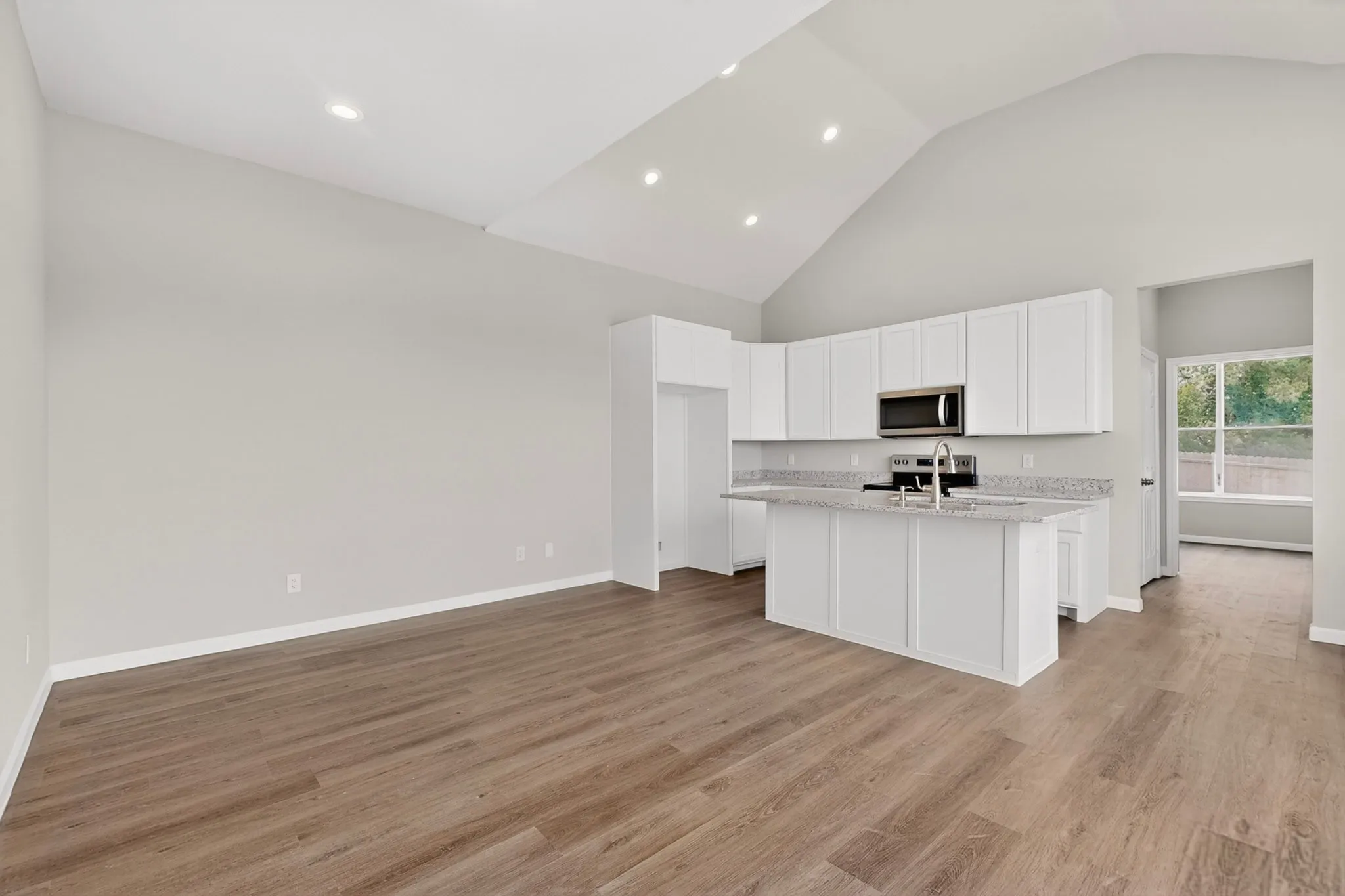 Single Family Residence For Sale in Hunt County , 5017 Pickett Street, Greenville, Texas 75401, 3 Bedroom, 3 Bathroom, 1 Garage spaces, 1,481 Sqft, built in 2023, mls#21299131, Real Estate Agent in Greenville, Homes For Sale in Hunt county, Homes For Sale in Greenville, Realtor in Greenville Texas, Real Estate Brokerage Independent Realty Texas, Luminita Cordes Realtor