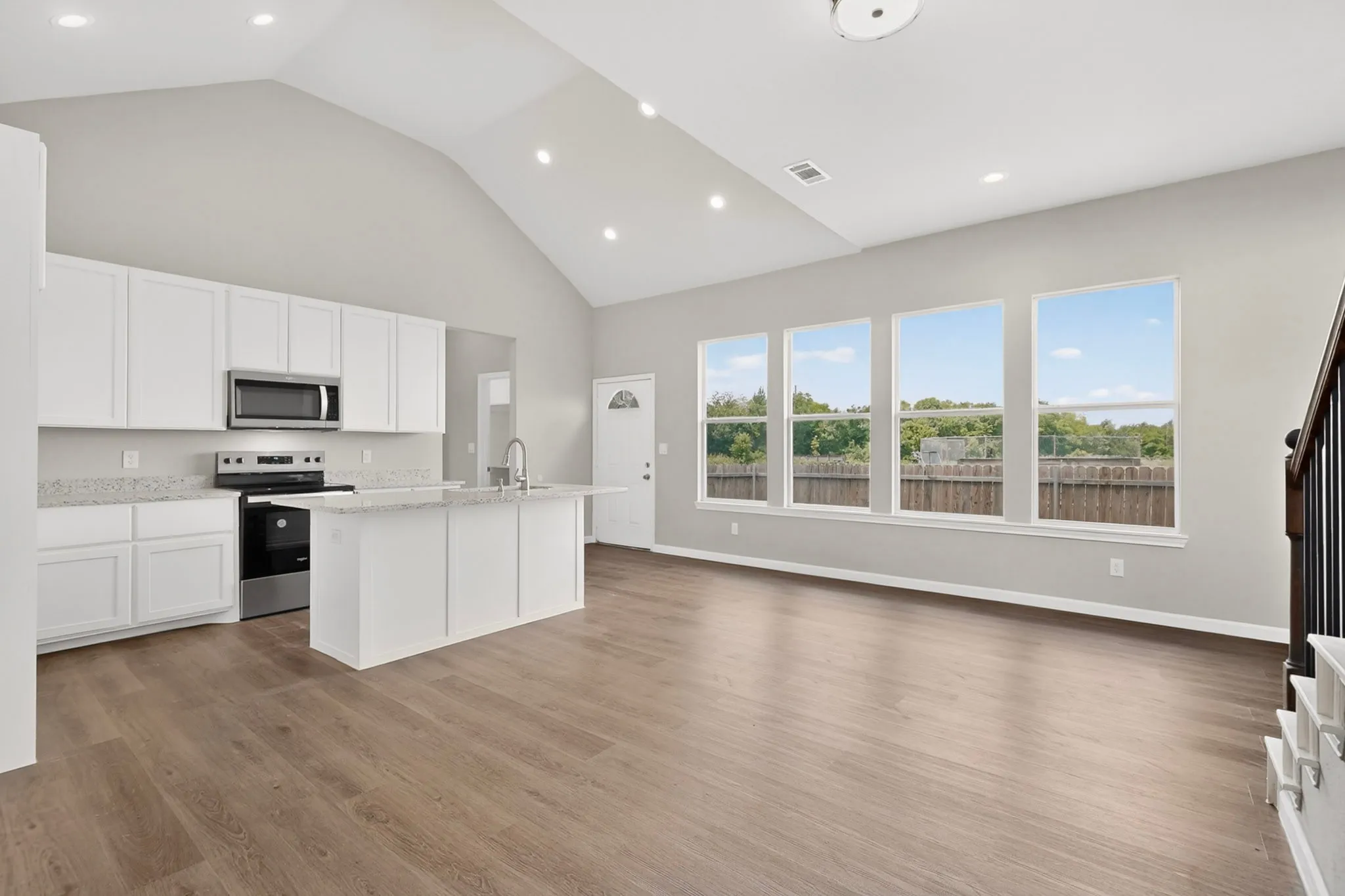 Single Family Residence For Sale in Hunt County , 5017 Pickett Street, Greenville, Texas 75401, 3 Bedroom, 3 Bathroom, 1 Garage spaces, 1,481 Sqft, built in 2023, mls#21299131, Real Estate Agent in Greenville, Homes For Sale in Hunt county, Homes For Sale in Greenville, Realtor in Greenville Texas, Real Estate Brokerage Independent Realty Texas, Luminita Cordes Realtor