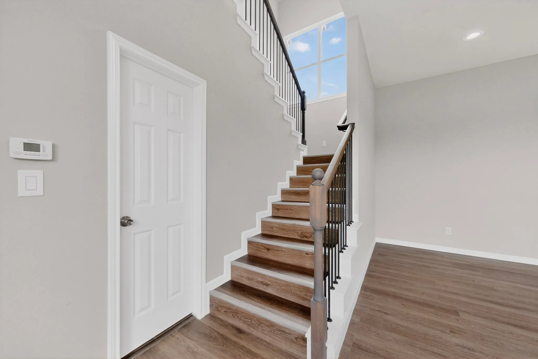 Single Family Residence For Sale in Hunt County , 5017 Pickett Street, Greenville, Texas 75401, 3 Bedroom, 3 Bathroom, 1 Garage spaces, 1,481 Sqft, built in 2023, mls#21299131, Real Estate Agent in Greenville, Homes For Sale in Hunt county, Homes For Sale in Greenville, Realtor in Greenville Texas, Real Estate Brokerage Independent Realty Texas, Luminita Cordes Realtor