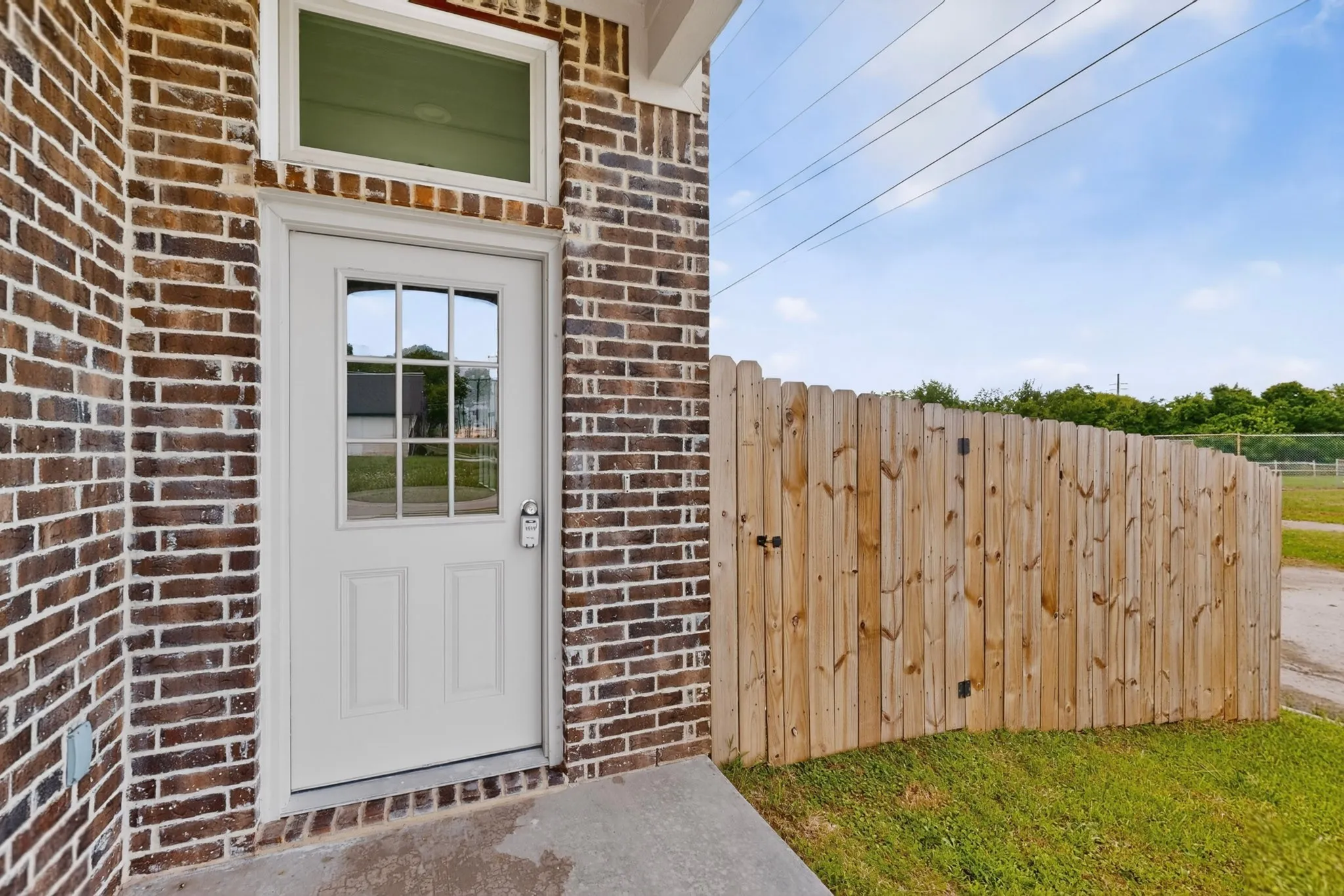 Single Family Residence For Sale in Hunt County , 5017 Pickett Street, Greenville, Texas 75401, 3 Bedroom, 3 Bathroom, 1 Garage spaces, 1,481 Sqft, built in 2023, mls#21299131, Real Estate Agent in Greenville, Homes For Sale in Hunt county, Homes For Sale in Greenville, Realtor in Greenville Texas, Real Estate Brokerage Independent Realty Texas, Luminita Cordes Realtor